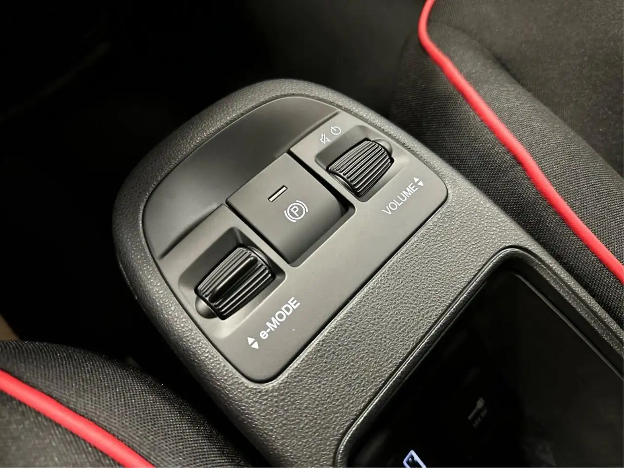 Fiat 500e снимка Fiat 500e