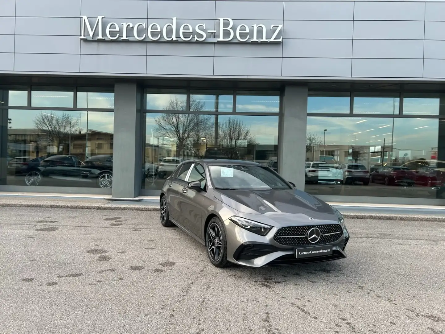 Mercedes-Benz A 180 d Automatic Gri - 1