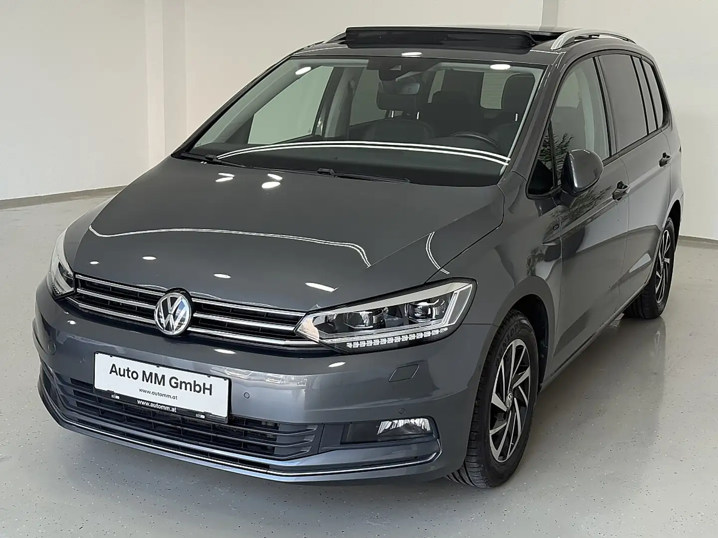 Volkswagen Touran 1.6 TDI BMT/Start-Stopp Sky Grau - 2
