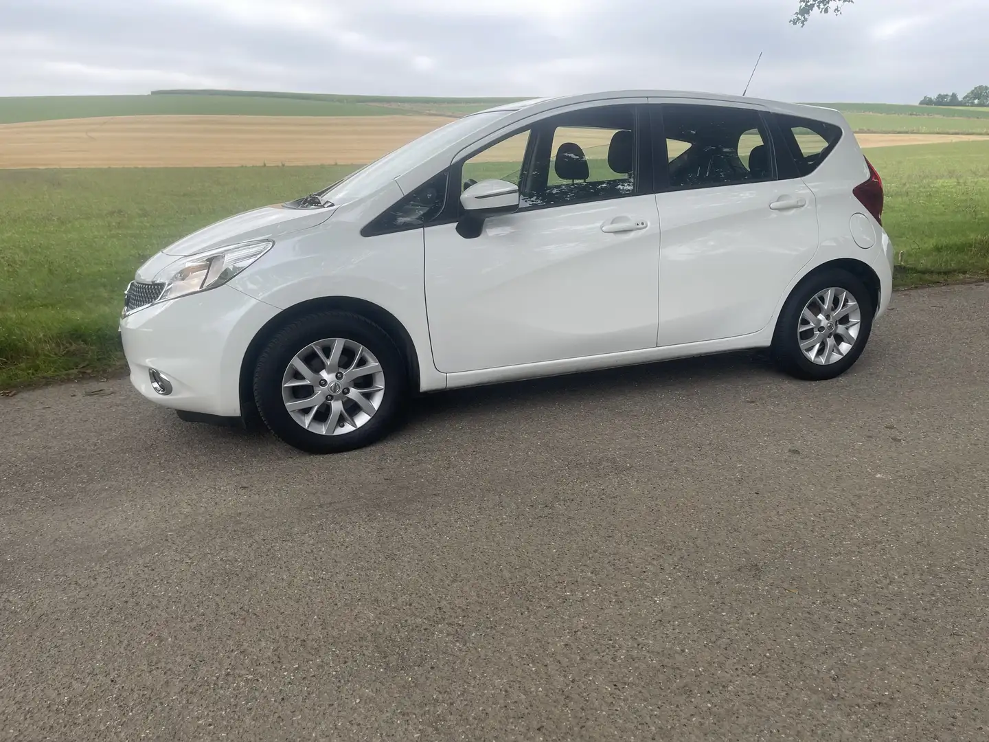 Nissan Note 1.2 Connect Edition Bílá - 1