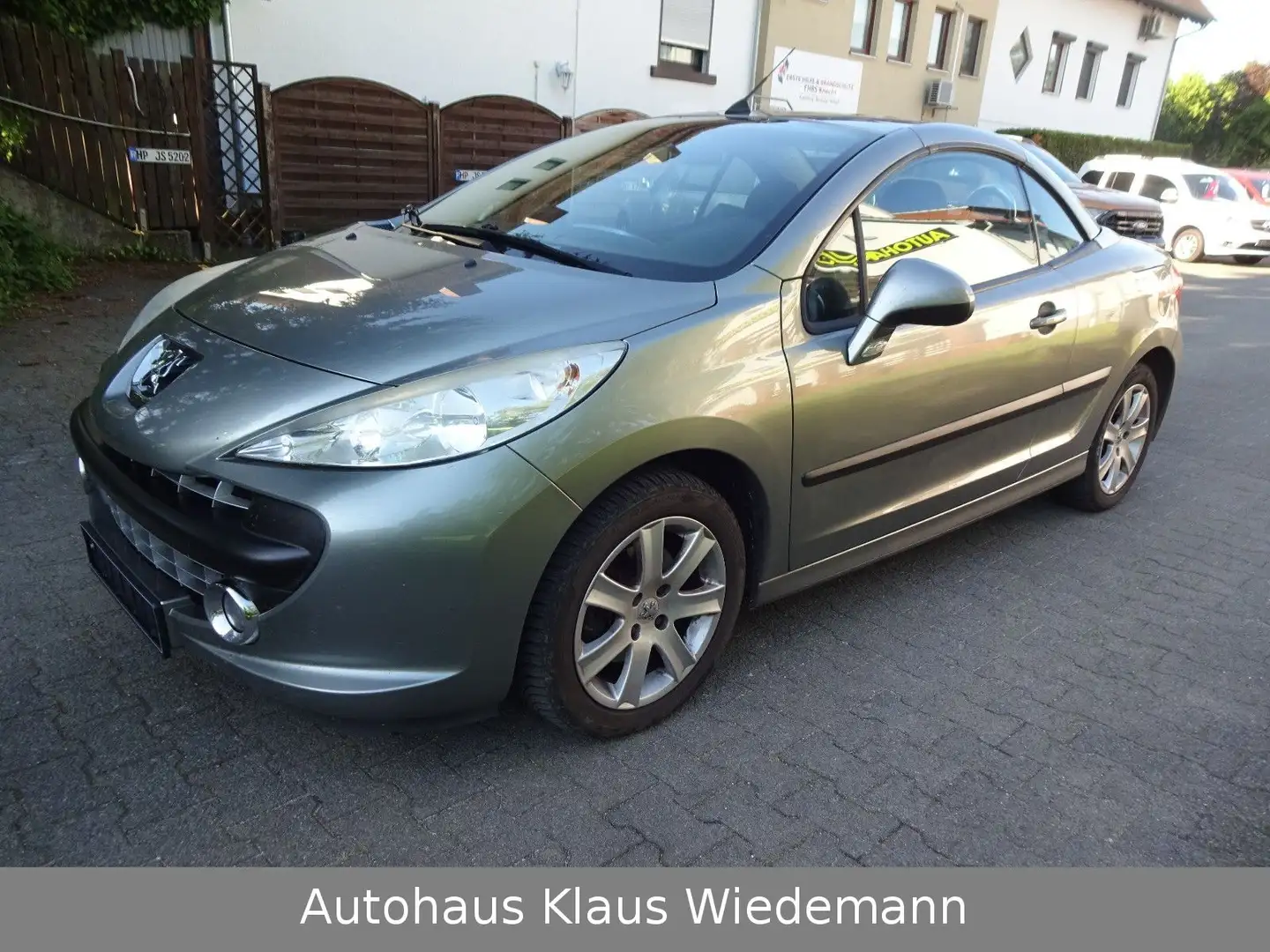 Peugeot 207 CC 120 VTi Sport - 3.Hd./orig. erst 62 TKM Grau - 1