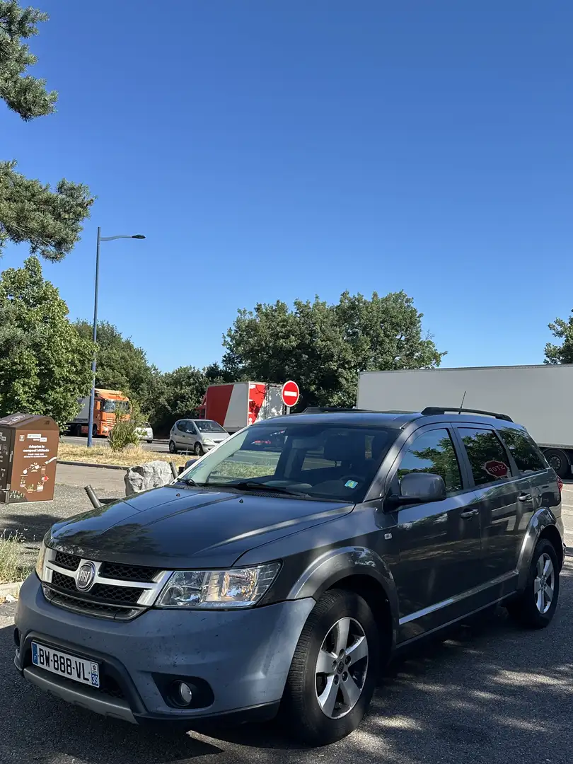 Fiat Freemont 2.0 Multijet 16V DPF Automatik Allrad Urban - 2
