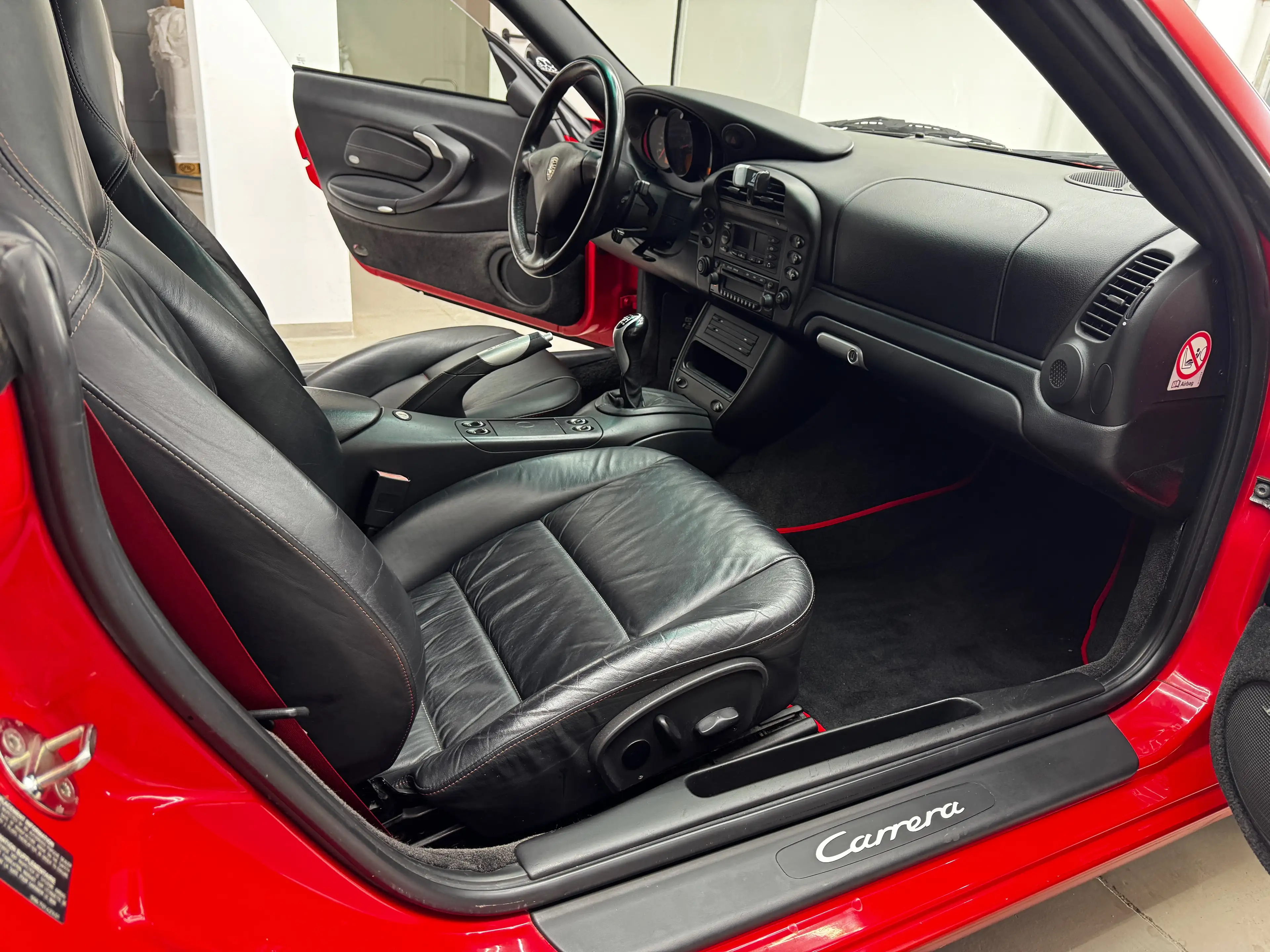 Porsche 911 911 Turbo Cabriolet — photo 11