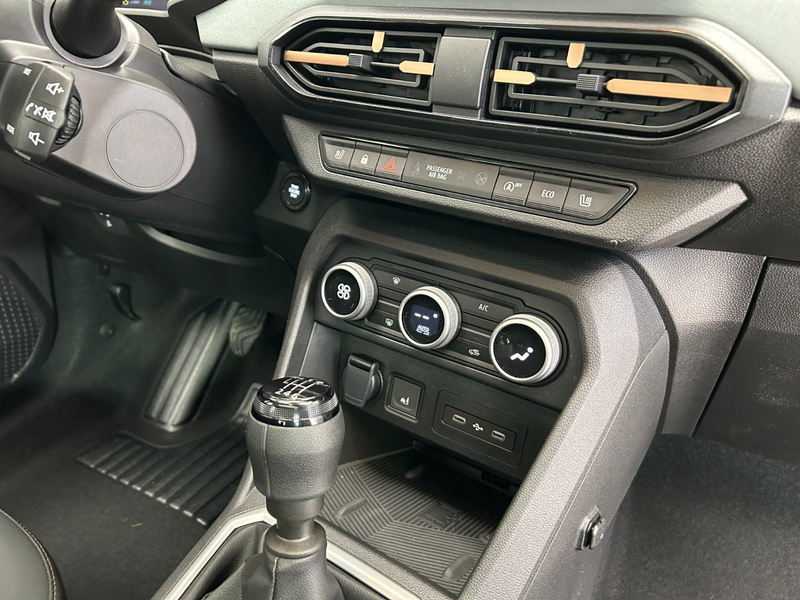 Dacia Sandero Stepway Extreme ECO-G 120 — photo 15