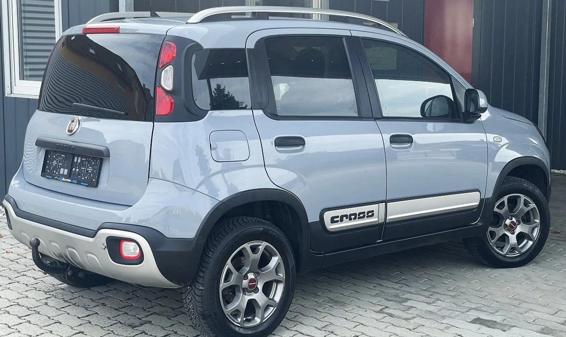 Fiat Panda Cross 4x4 Anhängekupplung, 1.Besitz, Modagrau Grau - 2