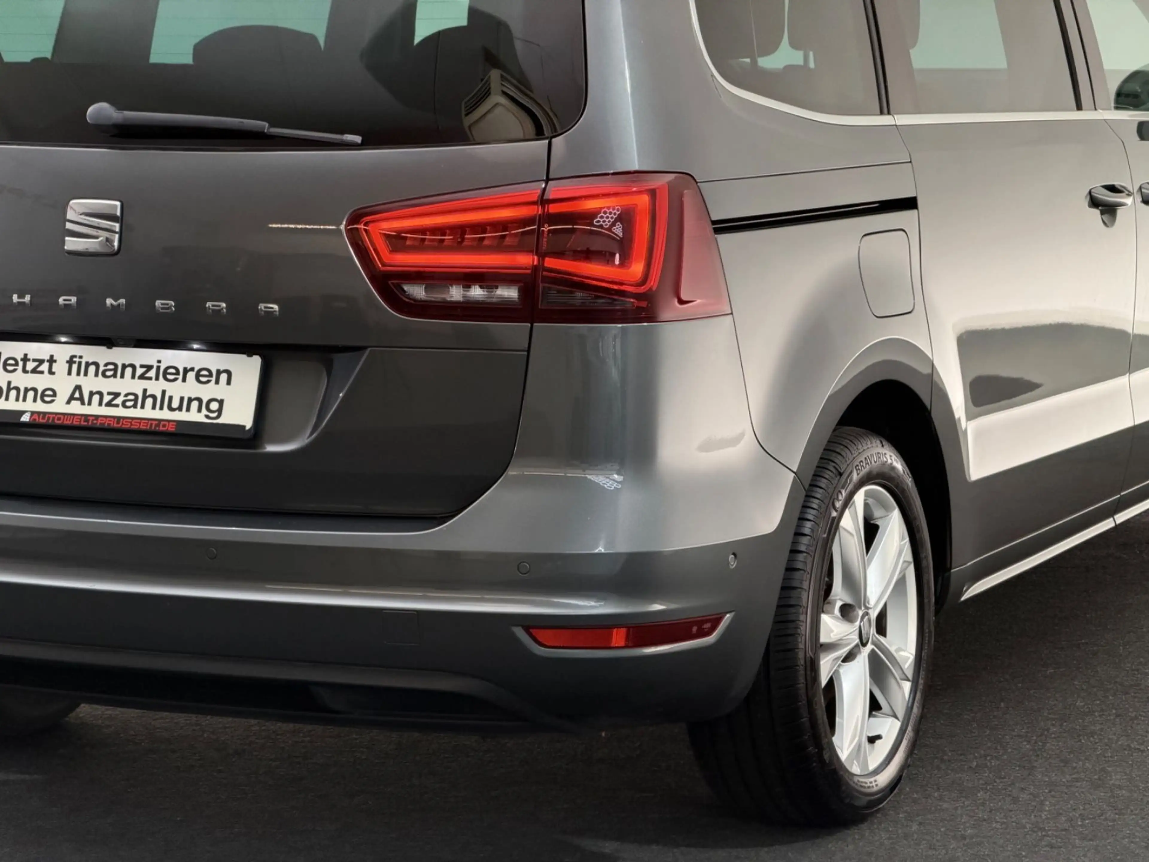SEAT Alhambra 2.0*XCELLENCE*XENON-7.STZ-AHK-ACC-R.KAM — photo 11