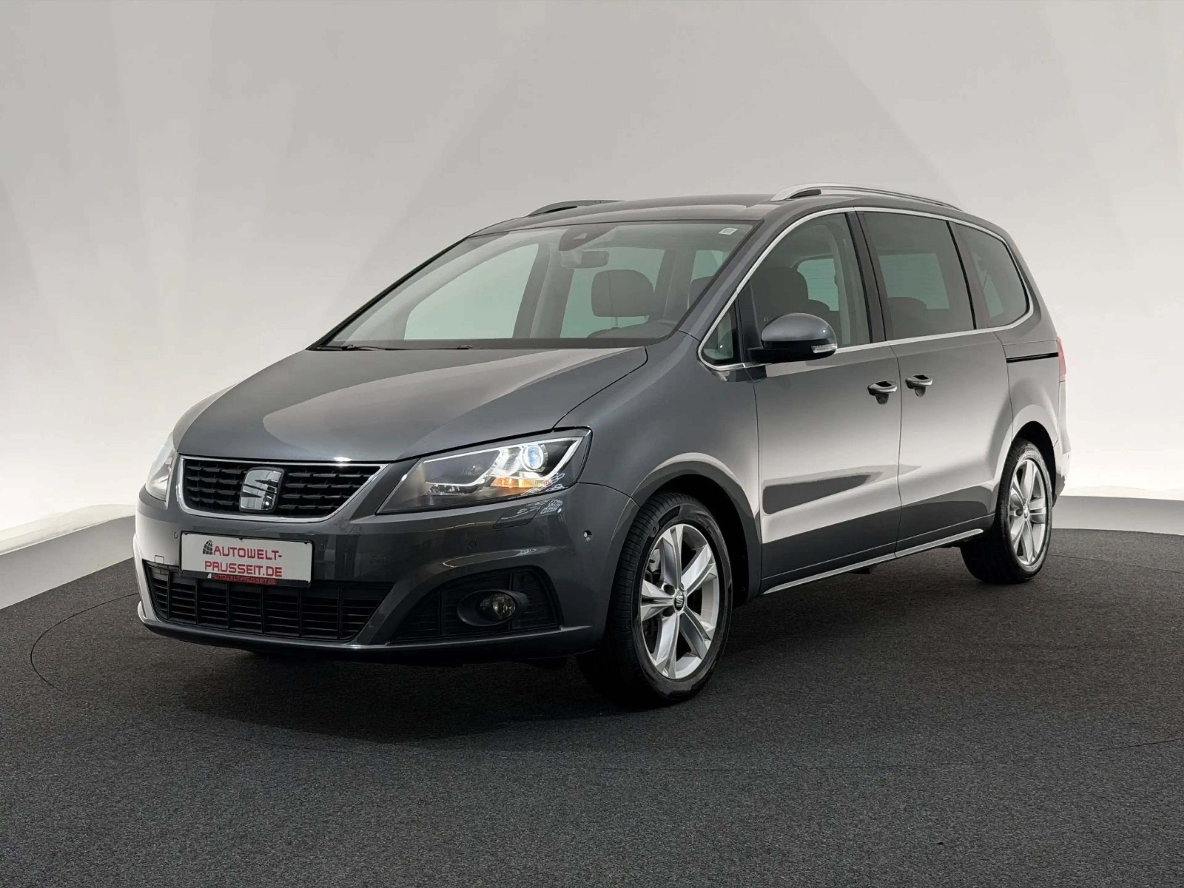 SEAT Alhambra 2.0*XCELLENCE*XENON-7.STZ-AHK-ACC-R.KAM — photo 3
