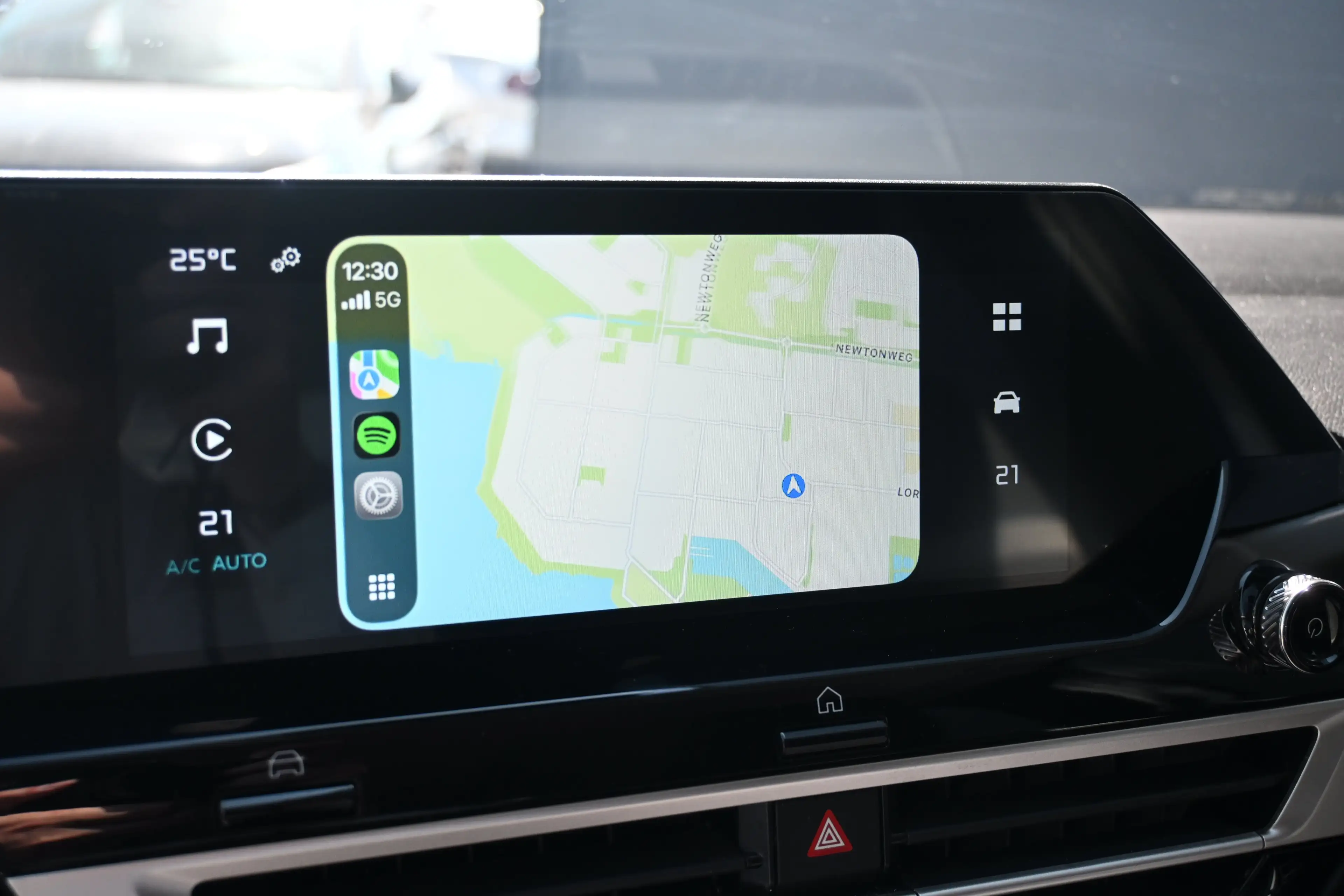 Citroen E-C4 Electric You 50 kWh 3 Fase 100%SOH! | Navigatie by App | Ac — photo 24