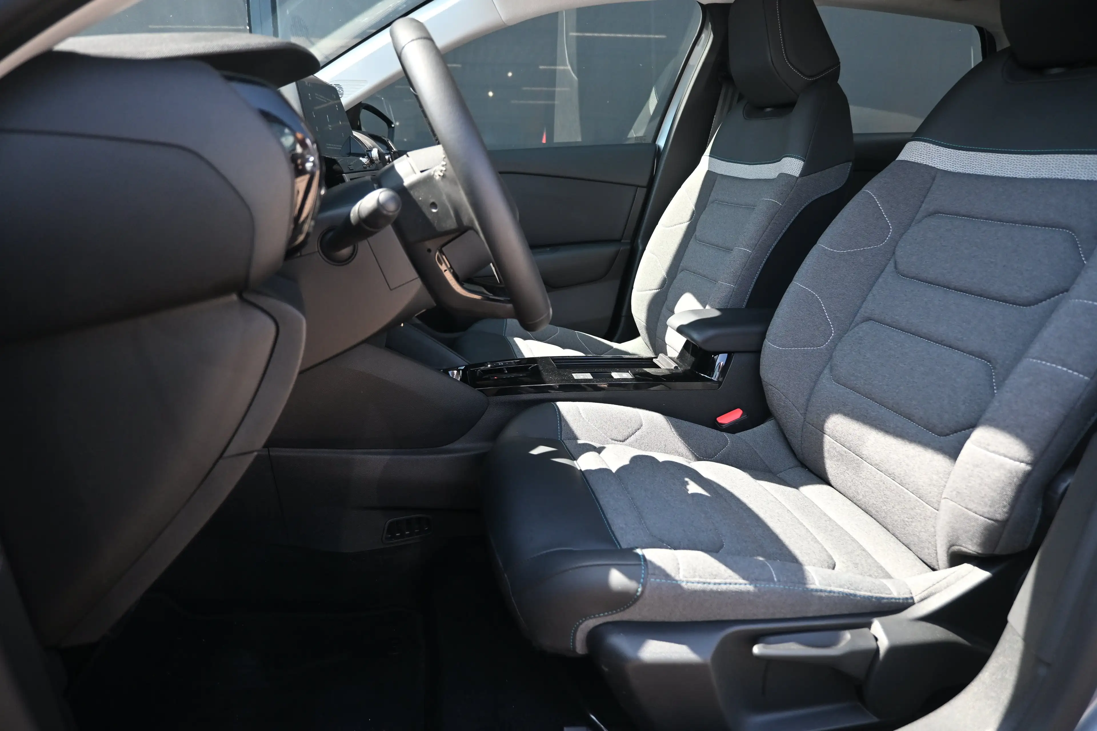 Citroen E-C4 Electric You 50 kWh 3 Fase 100%SOH! | Navigatie by App | Ac — photo 8
