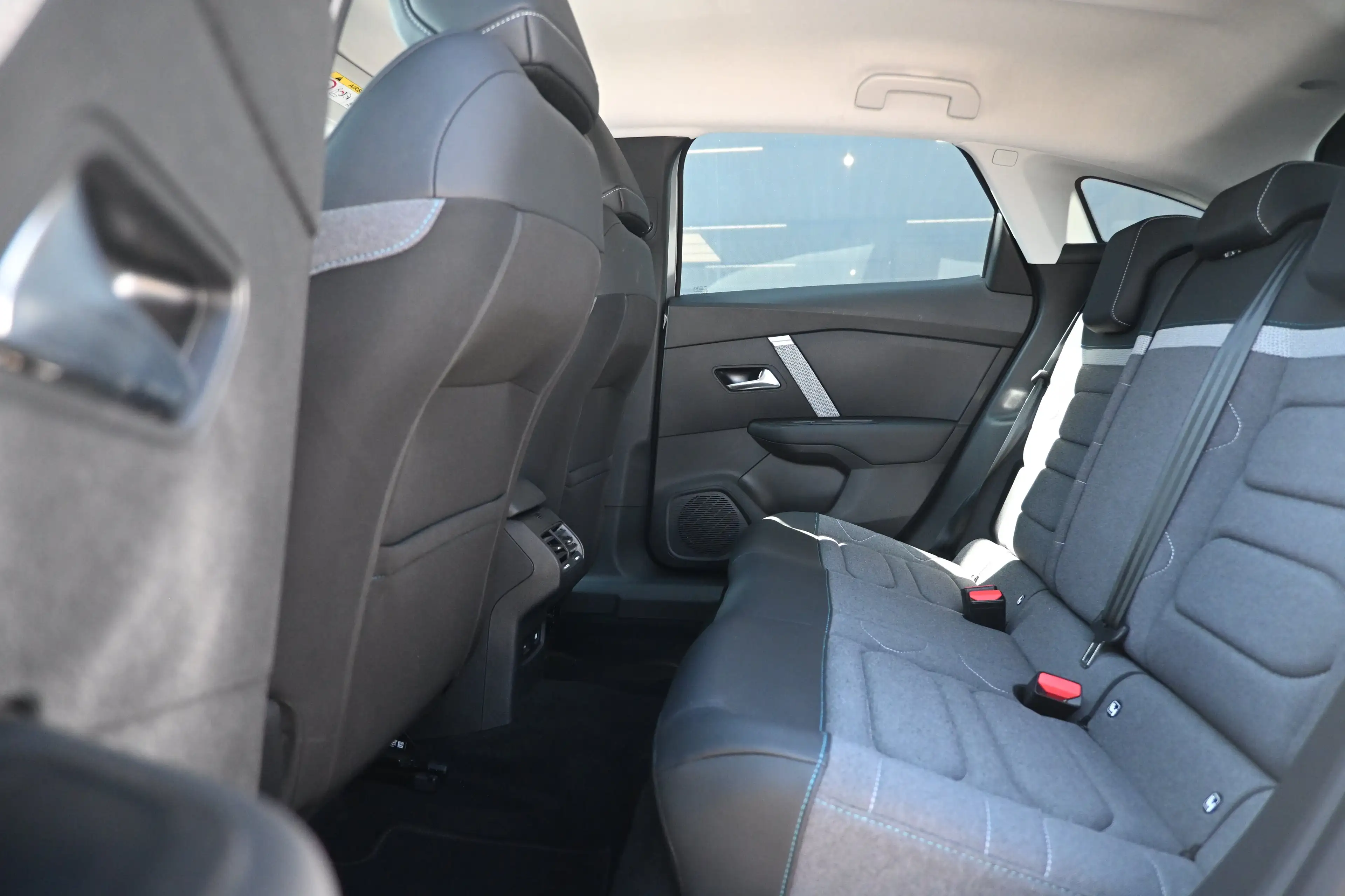 Citroen E-C4 Electric You 50 kWh 3 Fase 100%SOH! | Navigatie by App | Ac — photo 9