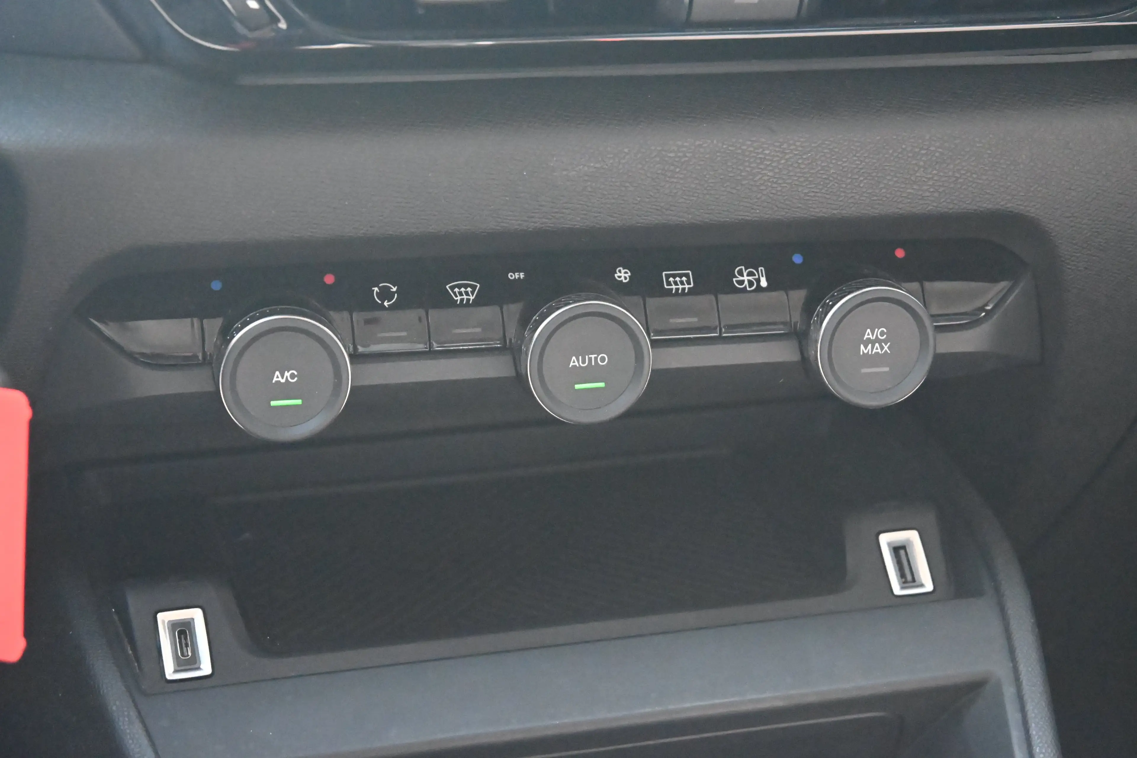 Citroen E-C4 Electric You 50 kWh 3 Fase 100%SOH! | Navigatie by App | Ac — photo 17