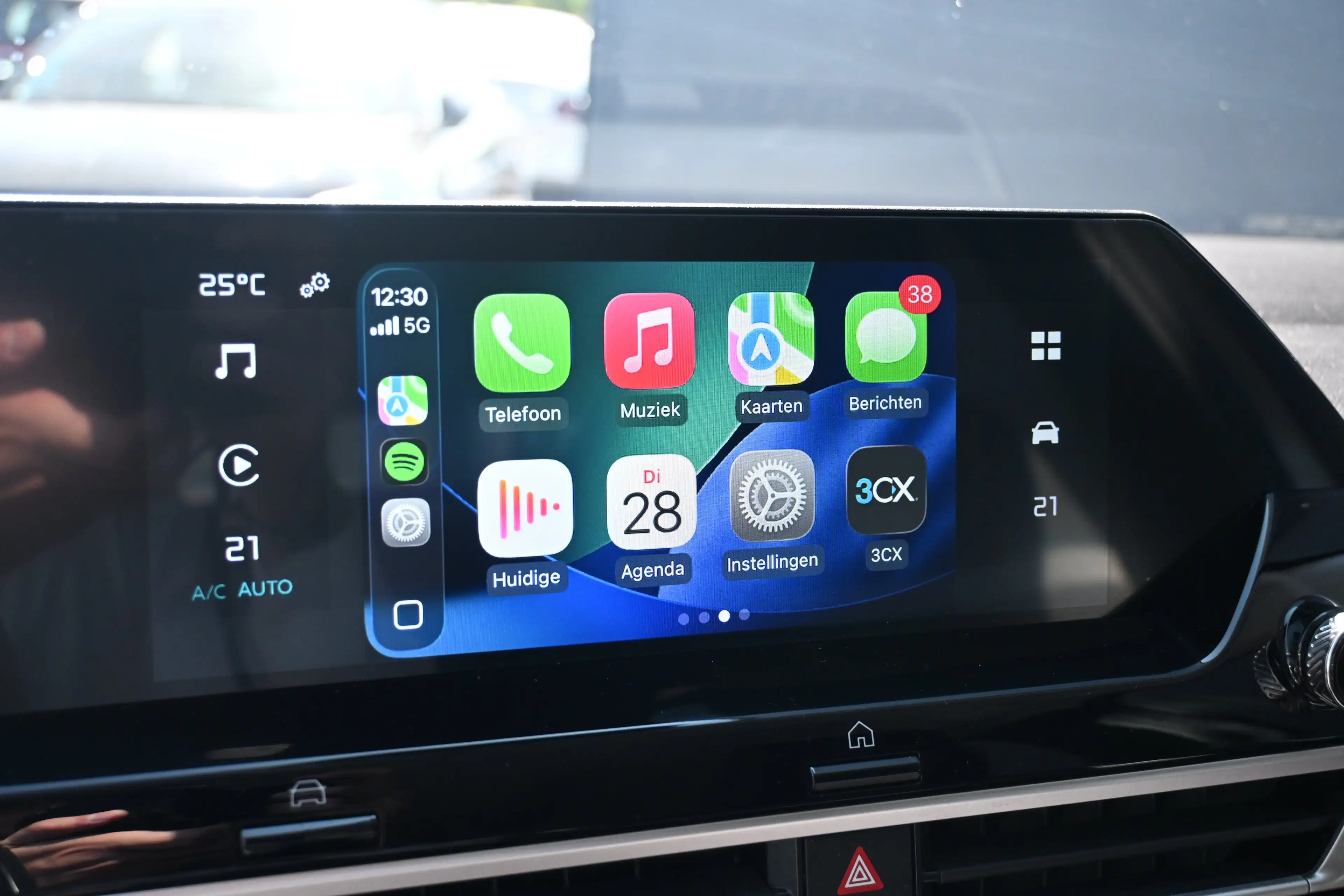 Citroen E-C4 Electric You 50 kWh 3 Fase 100%SOH! | Navigatie by App | Ac — photo 23
