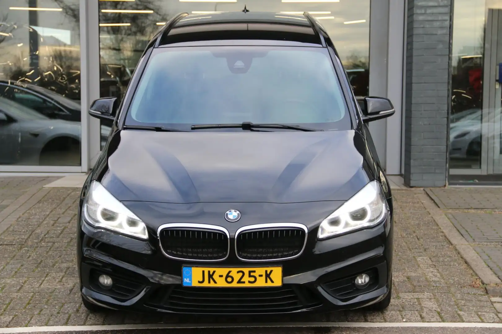 BMW 220 2-serie Gran Tourer 220i Centennial Executive 7p. Zwart - 2