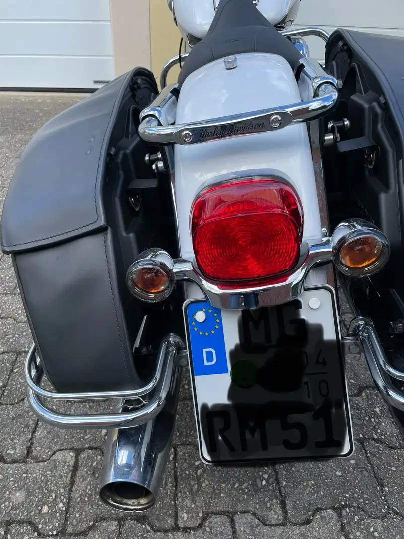 Harley-Davidson Road King Classic Alb - 2