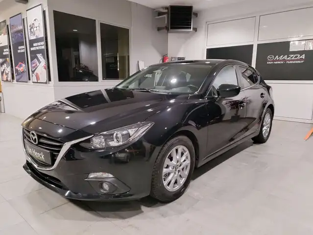 Mazda 3 2.0 SKYACTIV-G Active + Winterset