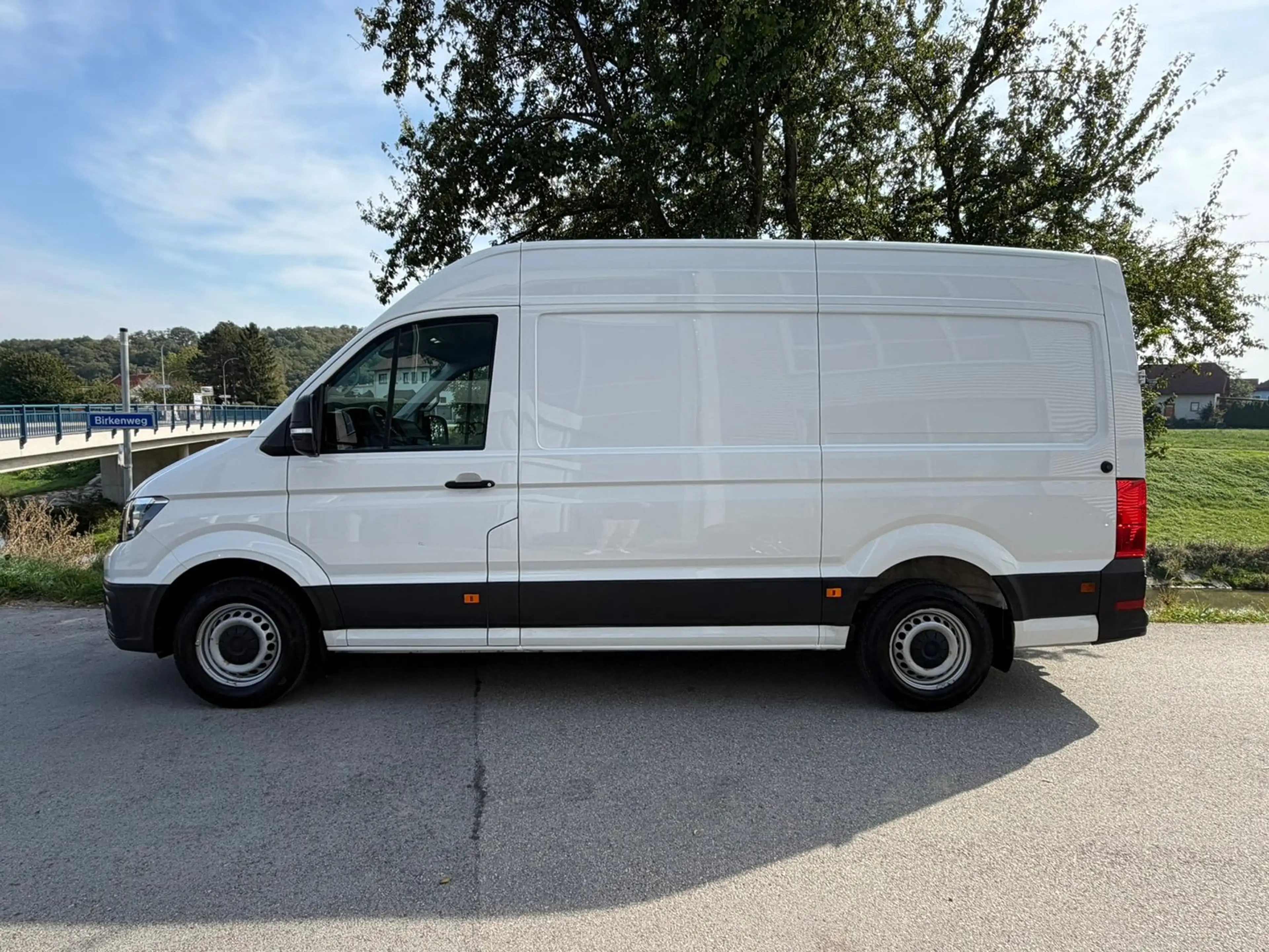Volkswagen Crafter VW Crafter 30 T6 Kastenwagen Entry L3H3 TDI — photo 3