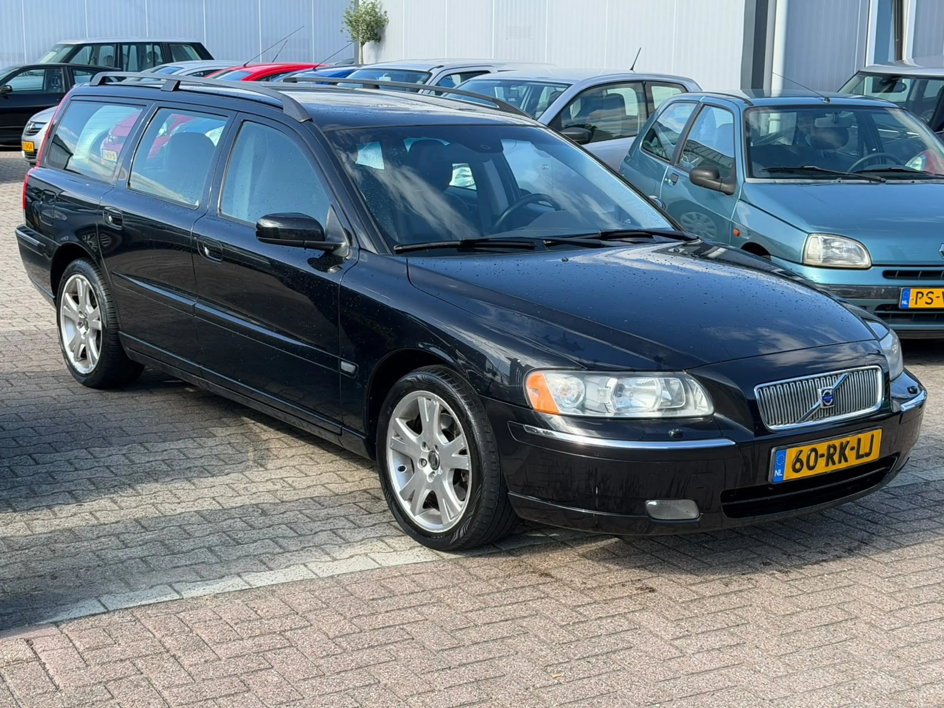 Volvo V70 2.5T Summum 2005 Spaceball Zwart Turbo — photo 2