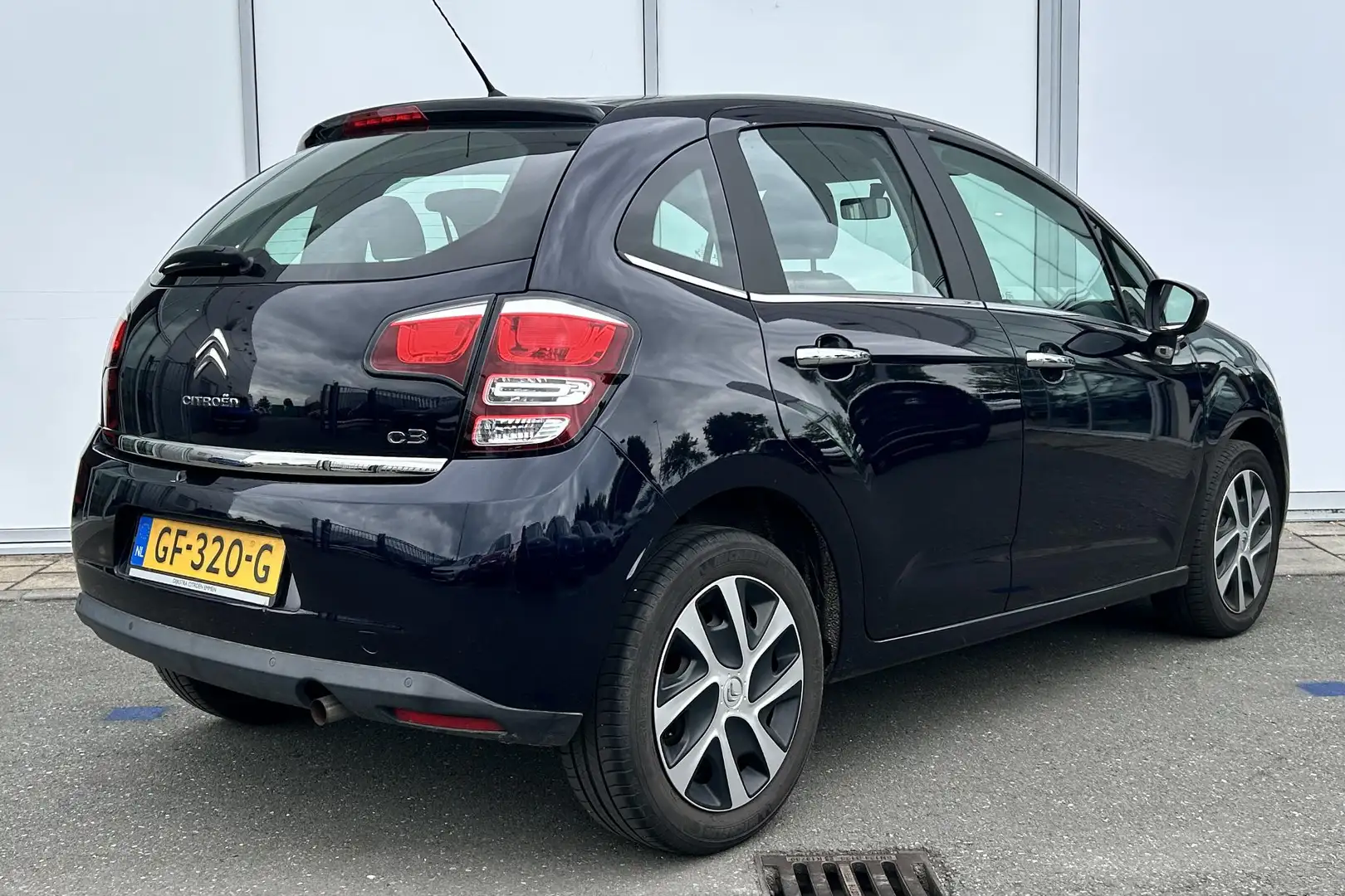 Citroen C3 1.2 82pk Collection AUTOMAAT | Navigatie | Parkeer Blauw - 2