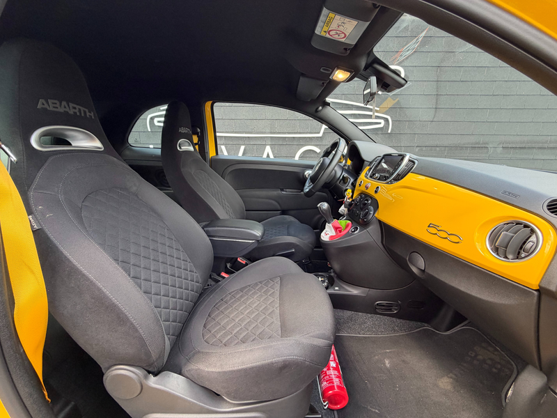 Abarth 595 1.4 T-Jet+AIRCO+CAMERA+ECRAN+JANTES+EURO 6D-T — photo 11