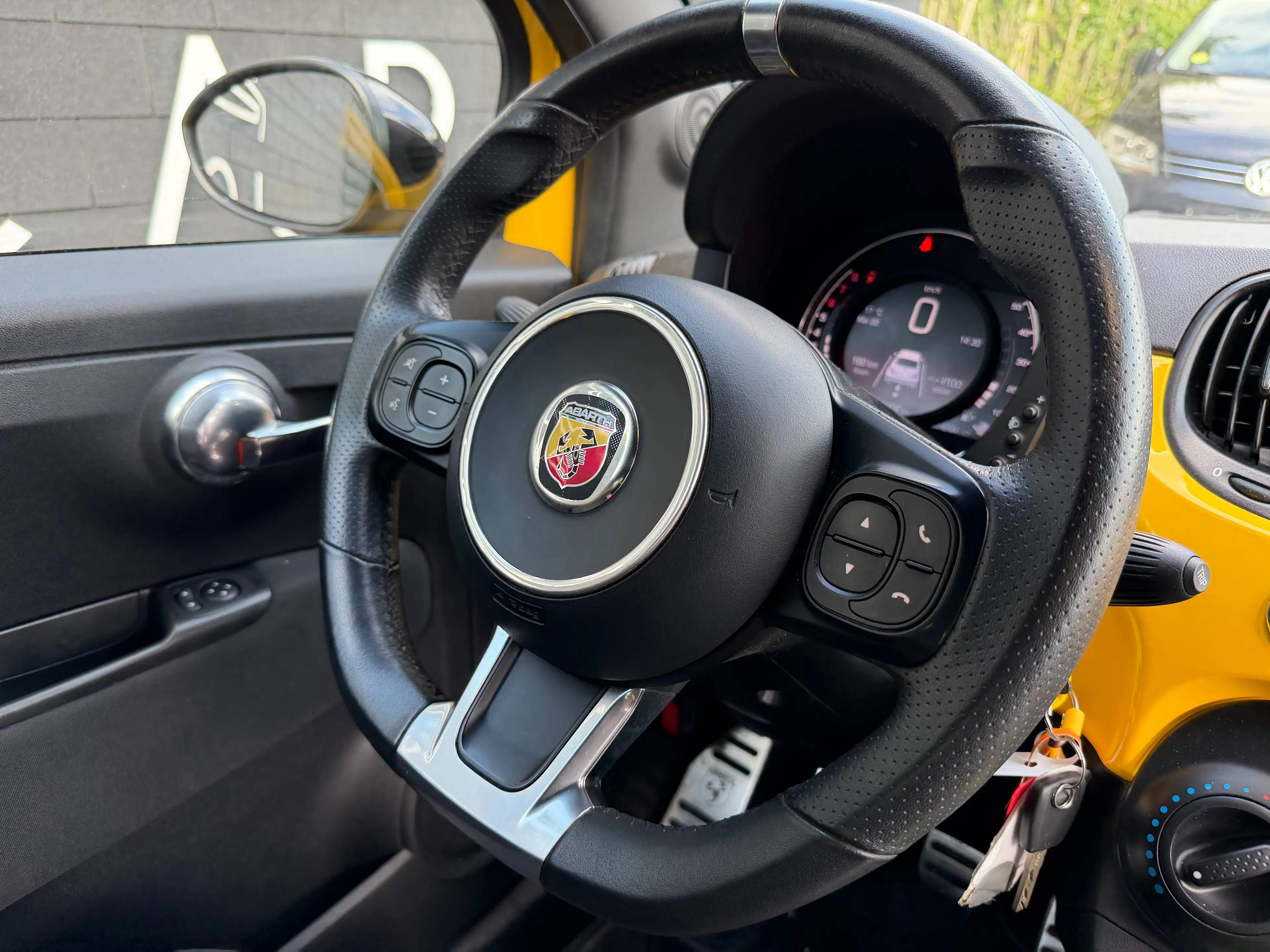 Abarth 595 1.4 T-Jet+AIRCO+CAMERA+ECRAN+JANTES+EURO 6D-T — photo 14