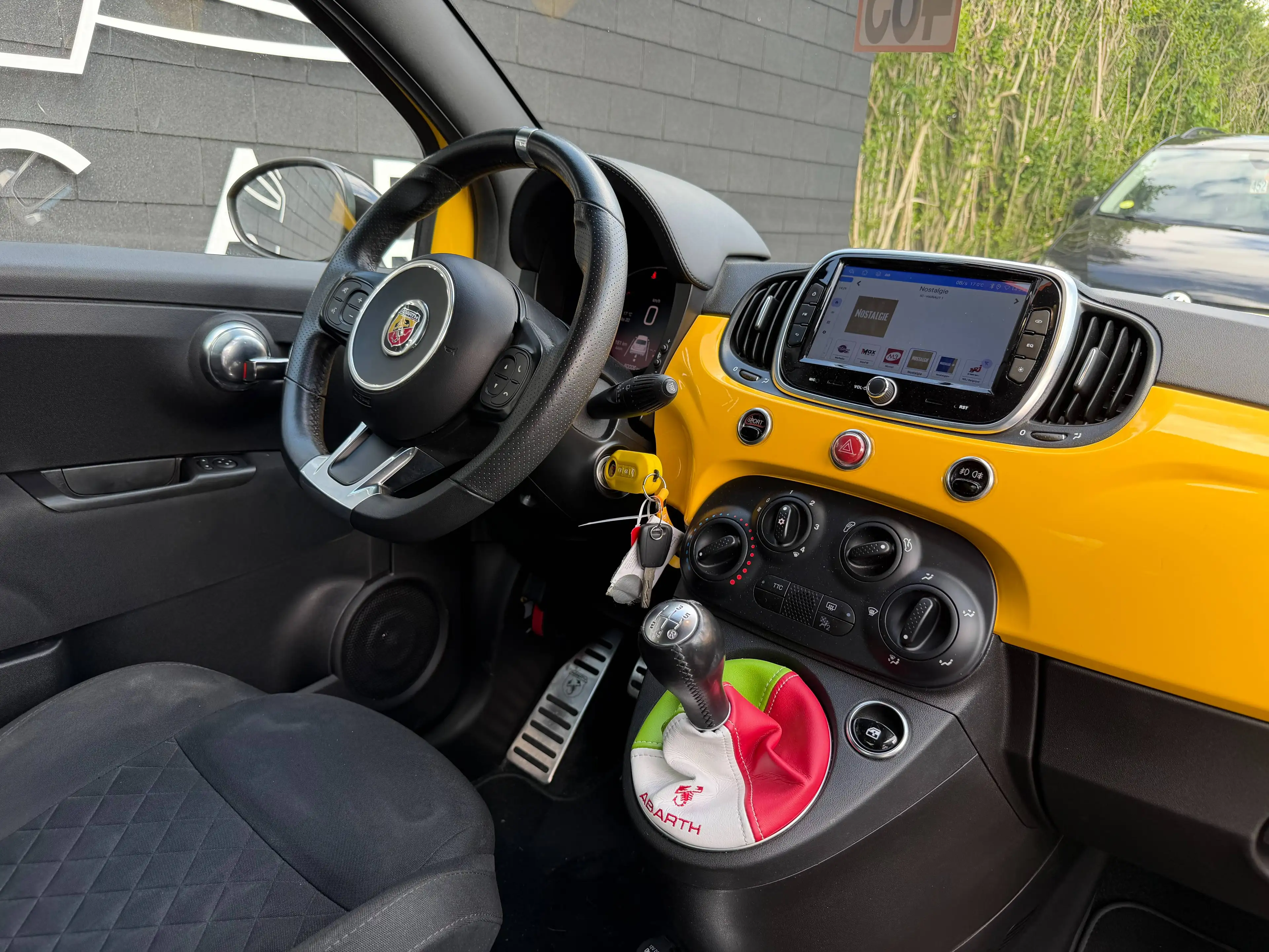 Abarth 595 1.4 T-Jet+AIRCO+CAMERA+ECRAN+JANTES+EURO 6D-T — photo 12