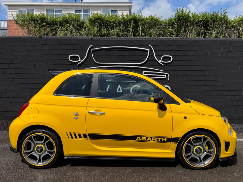 Abarth 595 1.4 T-Jet+AIRCO+CAMERA+ECRAN+JANTES+EURO 6D-T — photo 6
