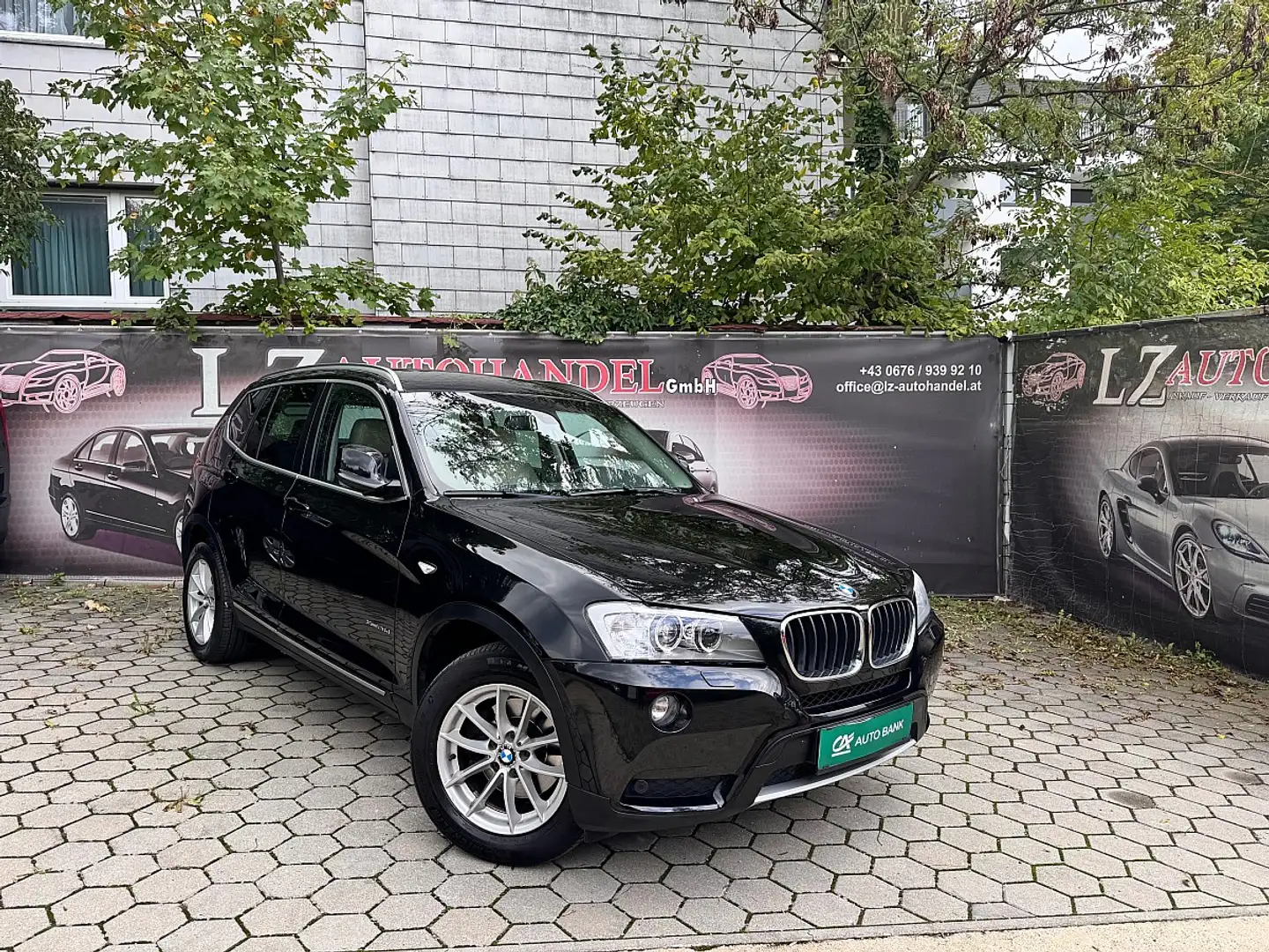 BMW X3 xDrive20d Österreich-Paket Aut. Noir - 1