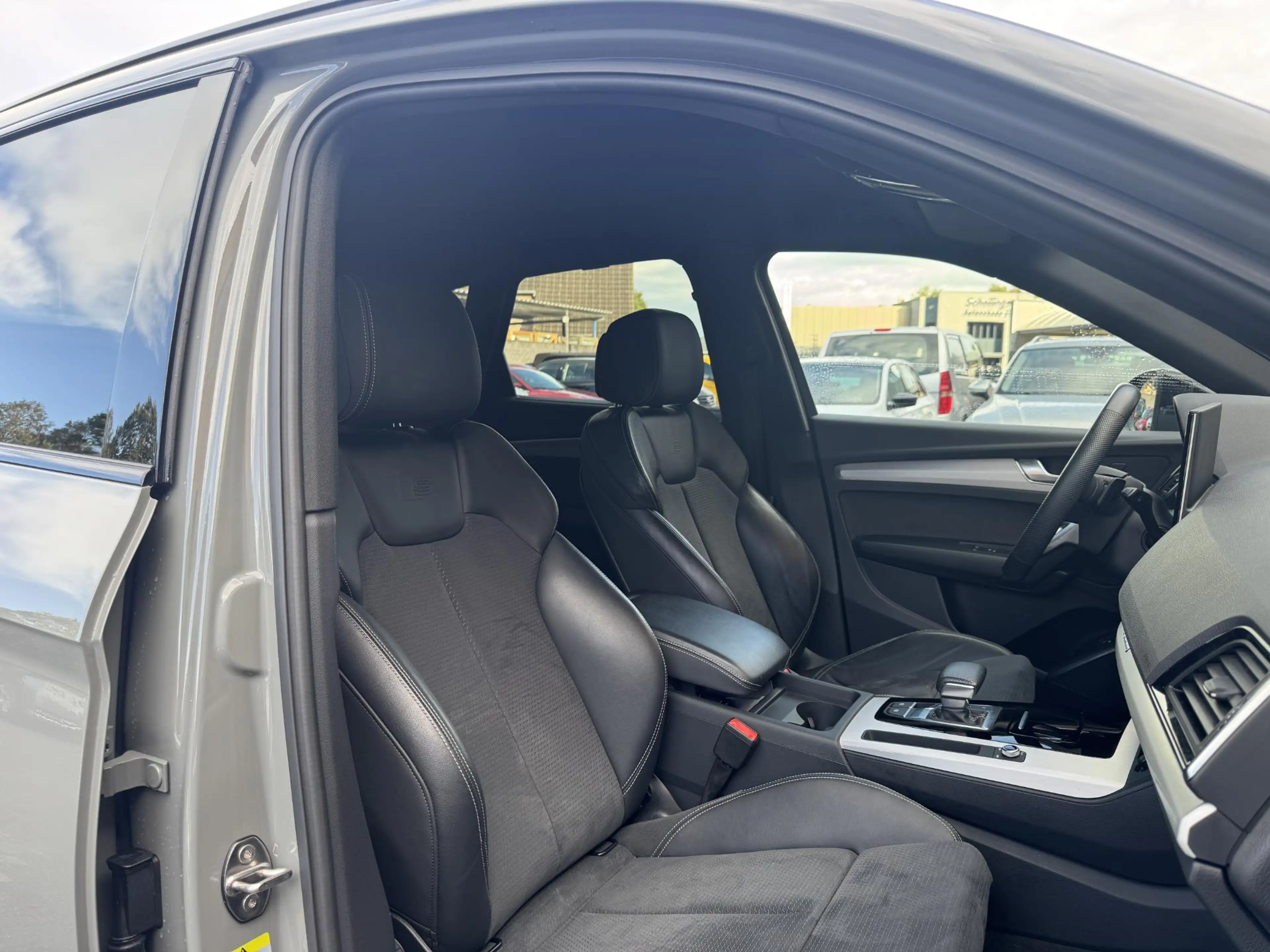 Audi Q5 55 TFSI e S edition Matrix | Virtual | CarPlay — photo 7
