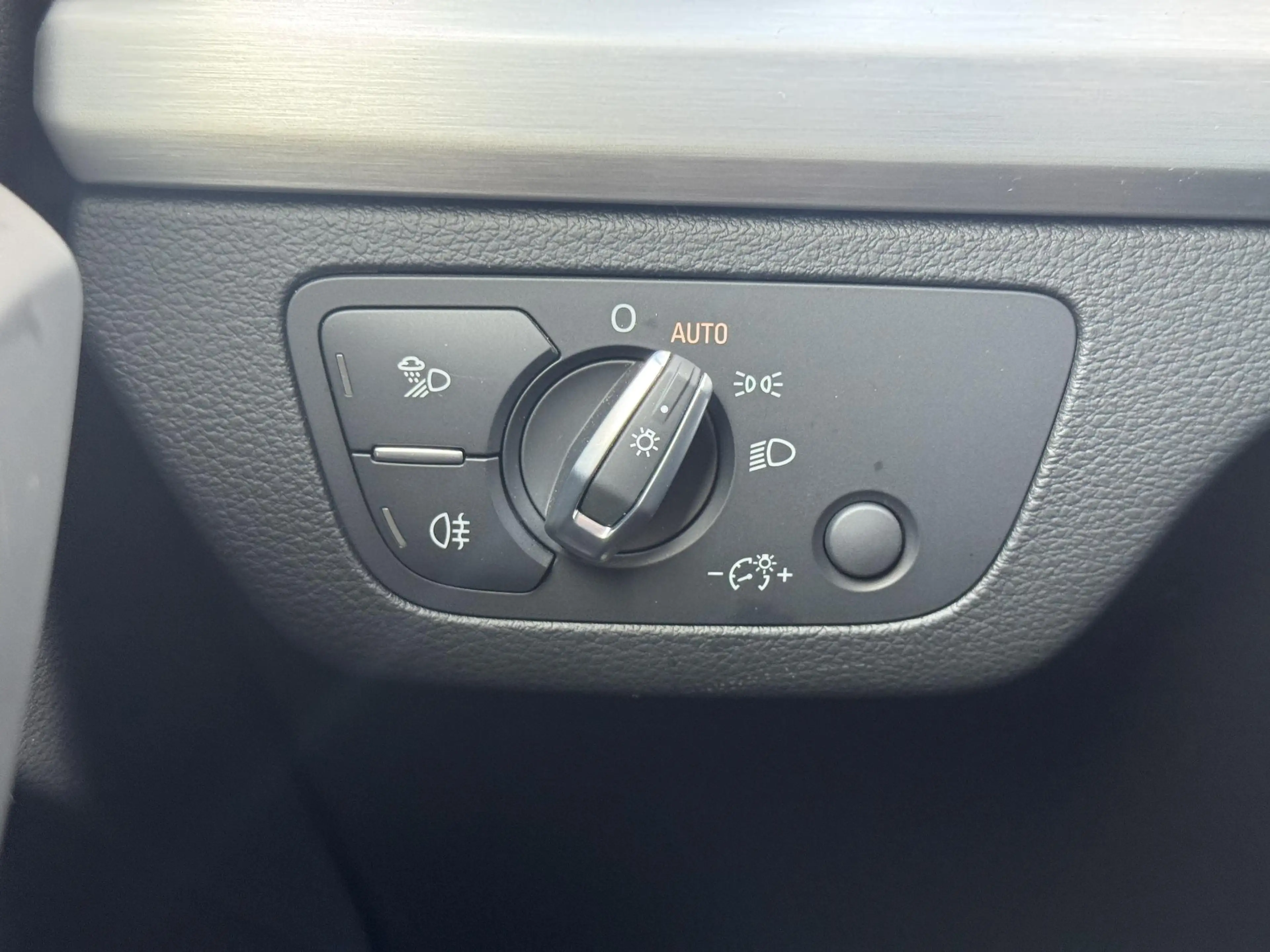 Audi Q5 55 TFSI e S edition Matrix | Virtual | CarPlay — photo 21