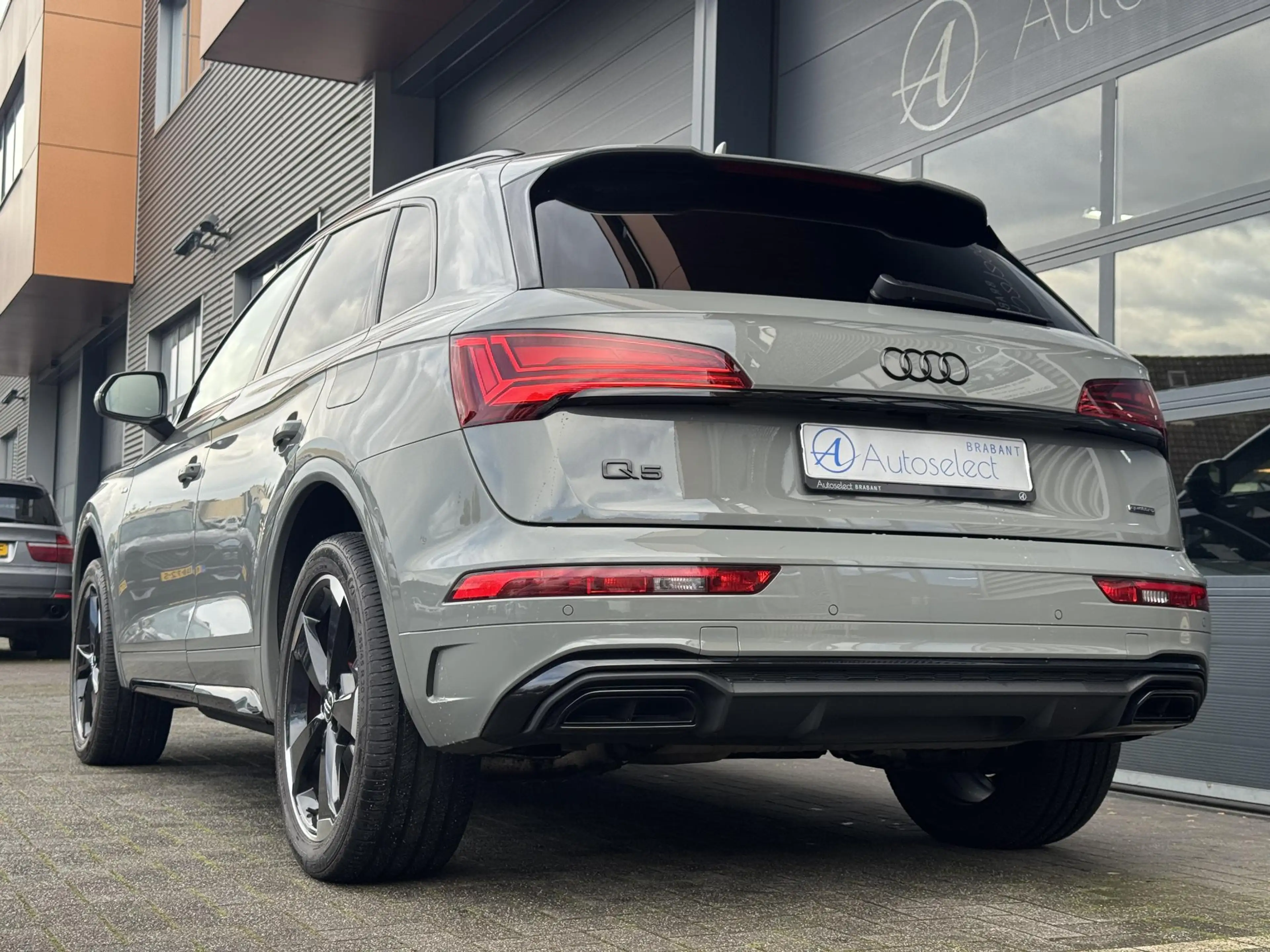 Audi Q5 55 TFSI e S edition Matrix | Virtual | CarPlay — photo 15