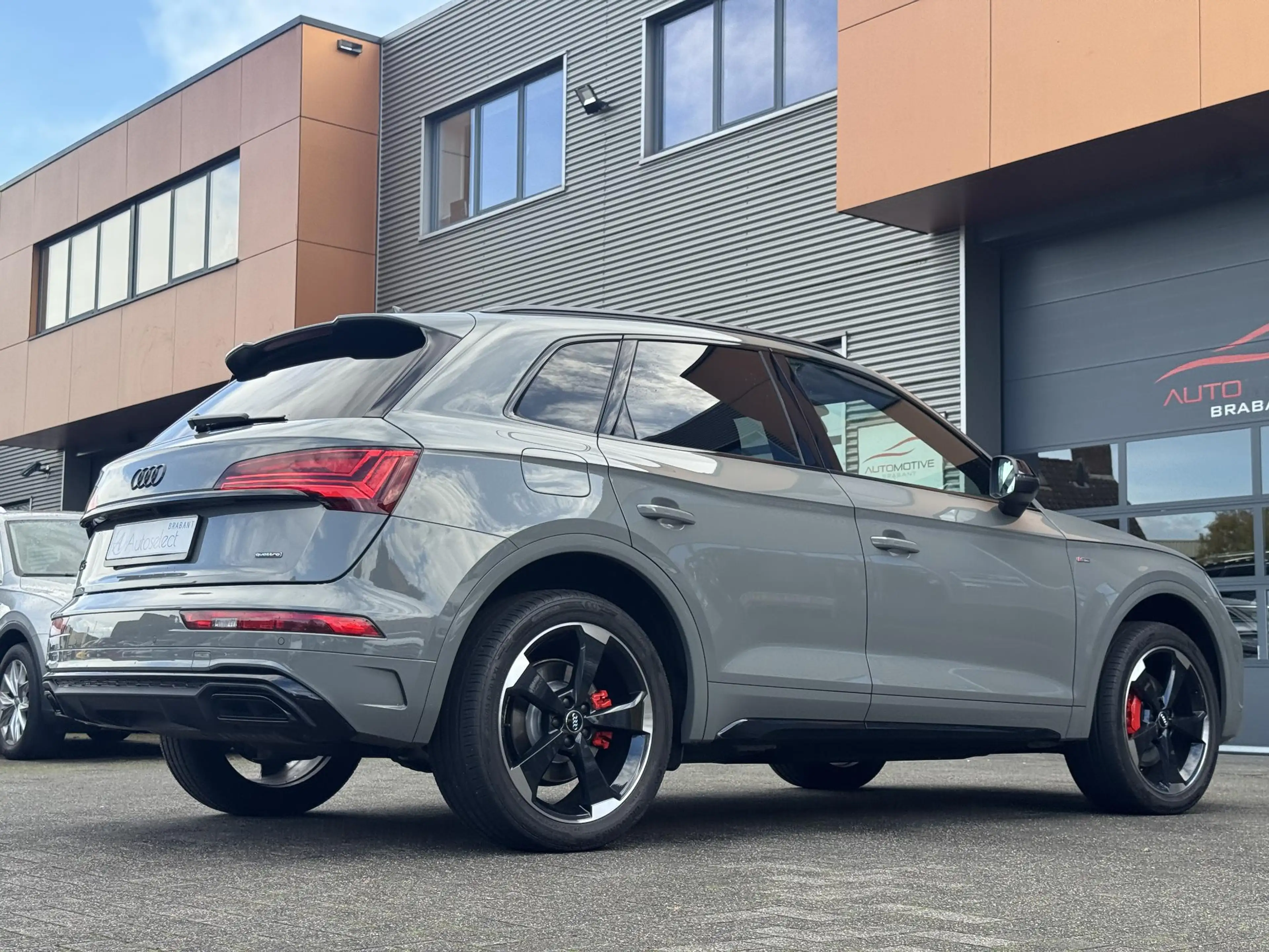 Audi Q5 55 TFSI e S edition Matrix | Virtual | CarPlay — photo 50