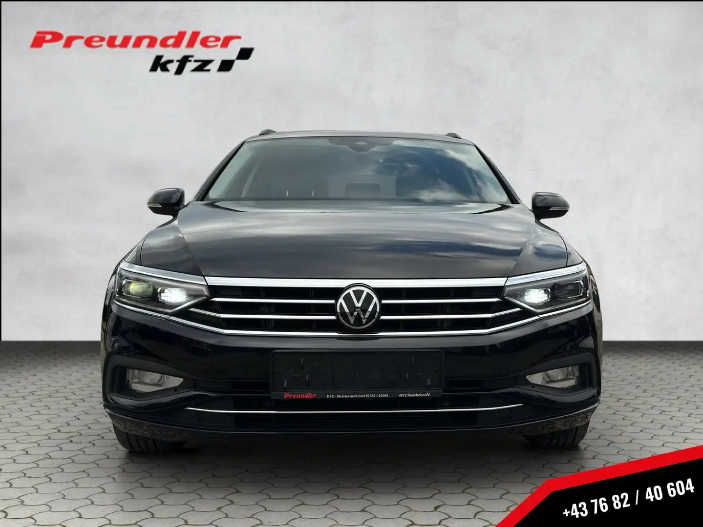 Volkswagen Passat Variant Business 2,0 SCR TDI DSG Schwarz - 2