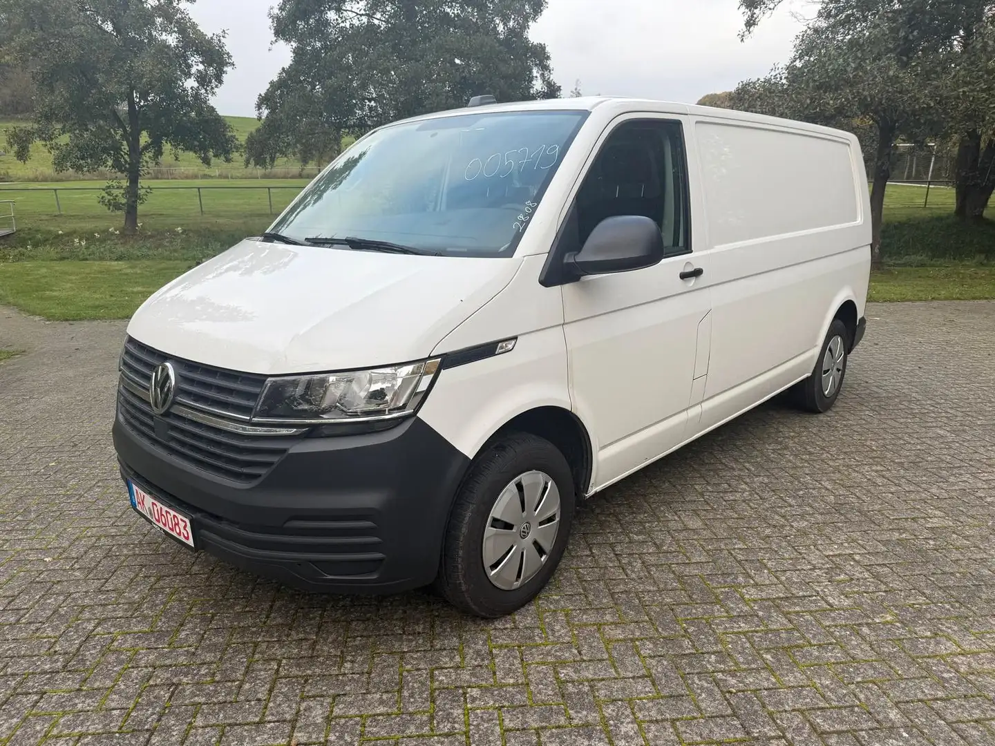 Volkswagen T6 Transporter T6.1 Transporter lang Navi Blanc - 1