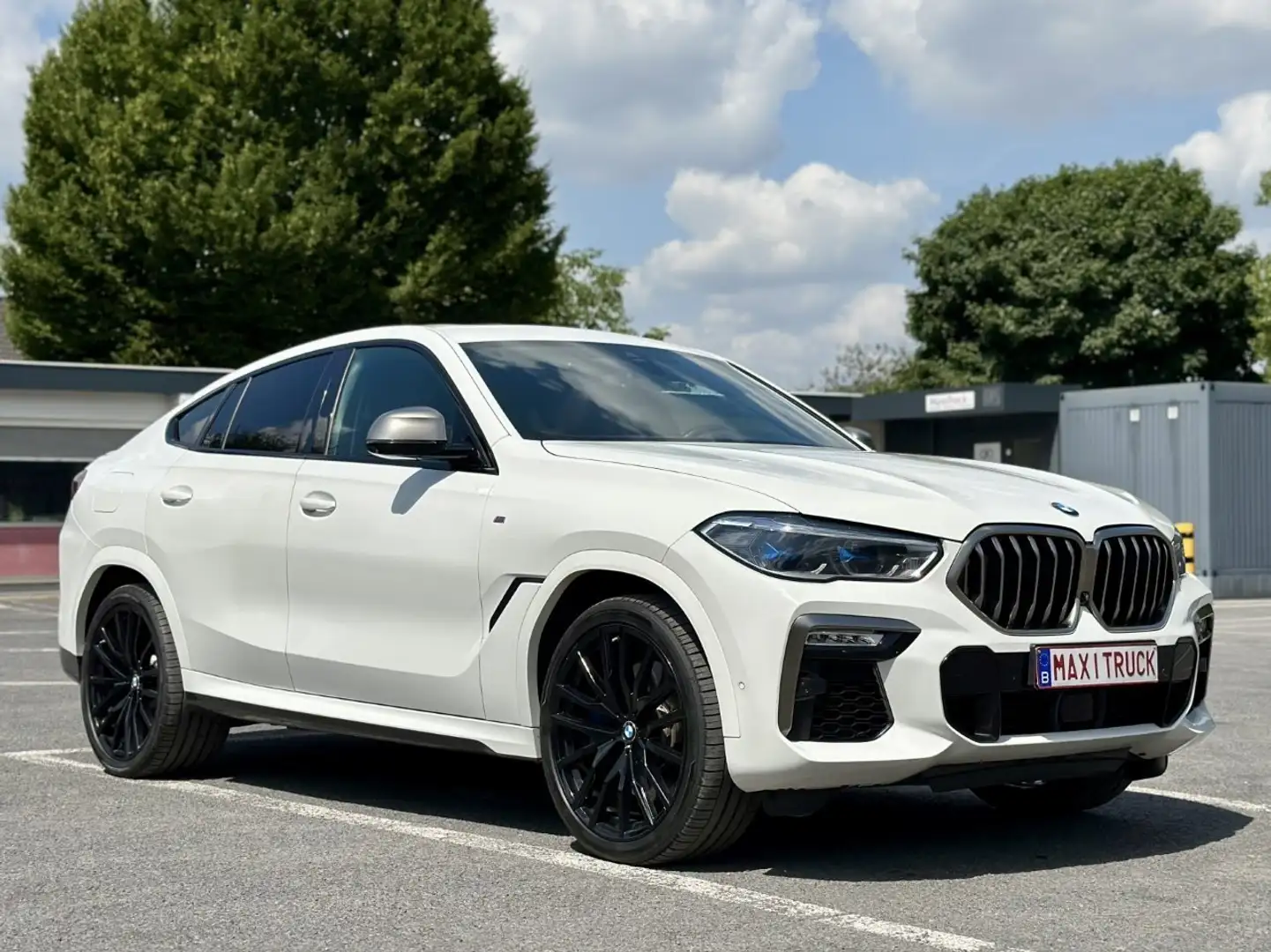 BMW X6 M50 d(=400PK/CH)- 49.000€- Leasing 1.580€/M Blanc - 2