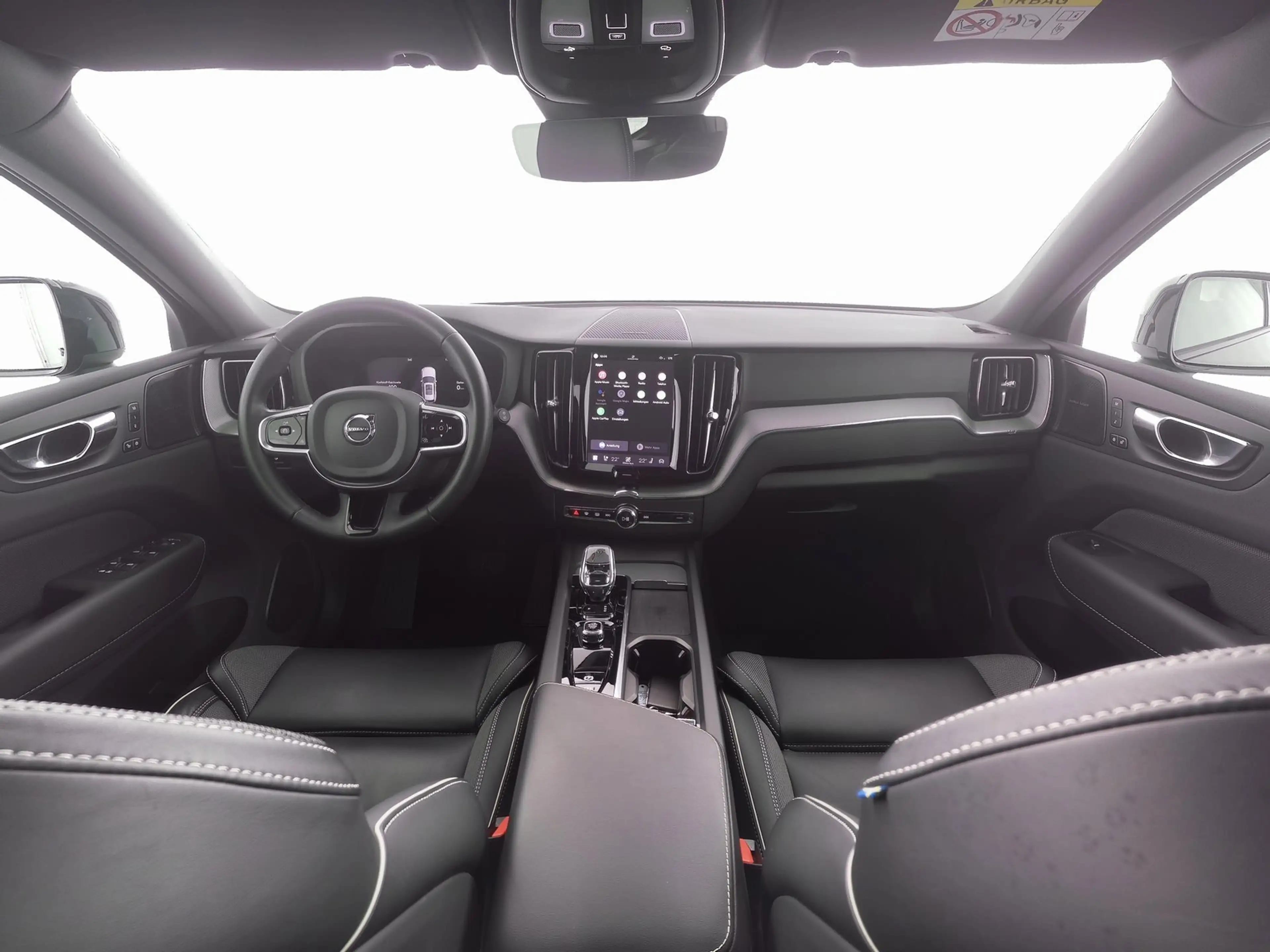 Volvo XC60 T8 AWD Plus Black Edition 360°KAMERA*H&K*21 — photo 3