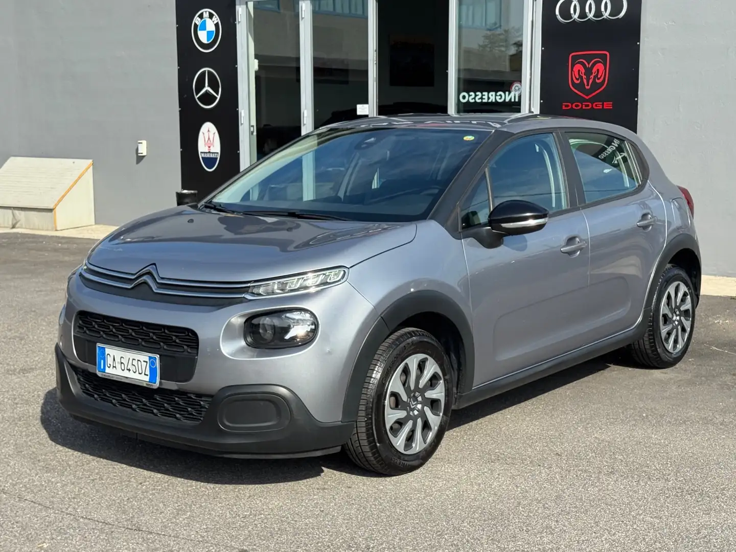 Citroen C3 Citroen C3 PureTech 83 S&S Feel Neo patentati Gris - 1