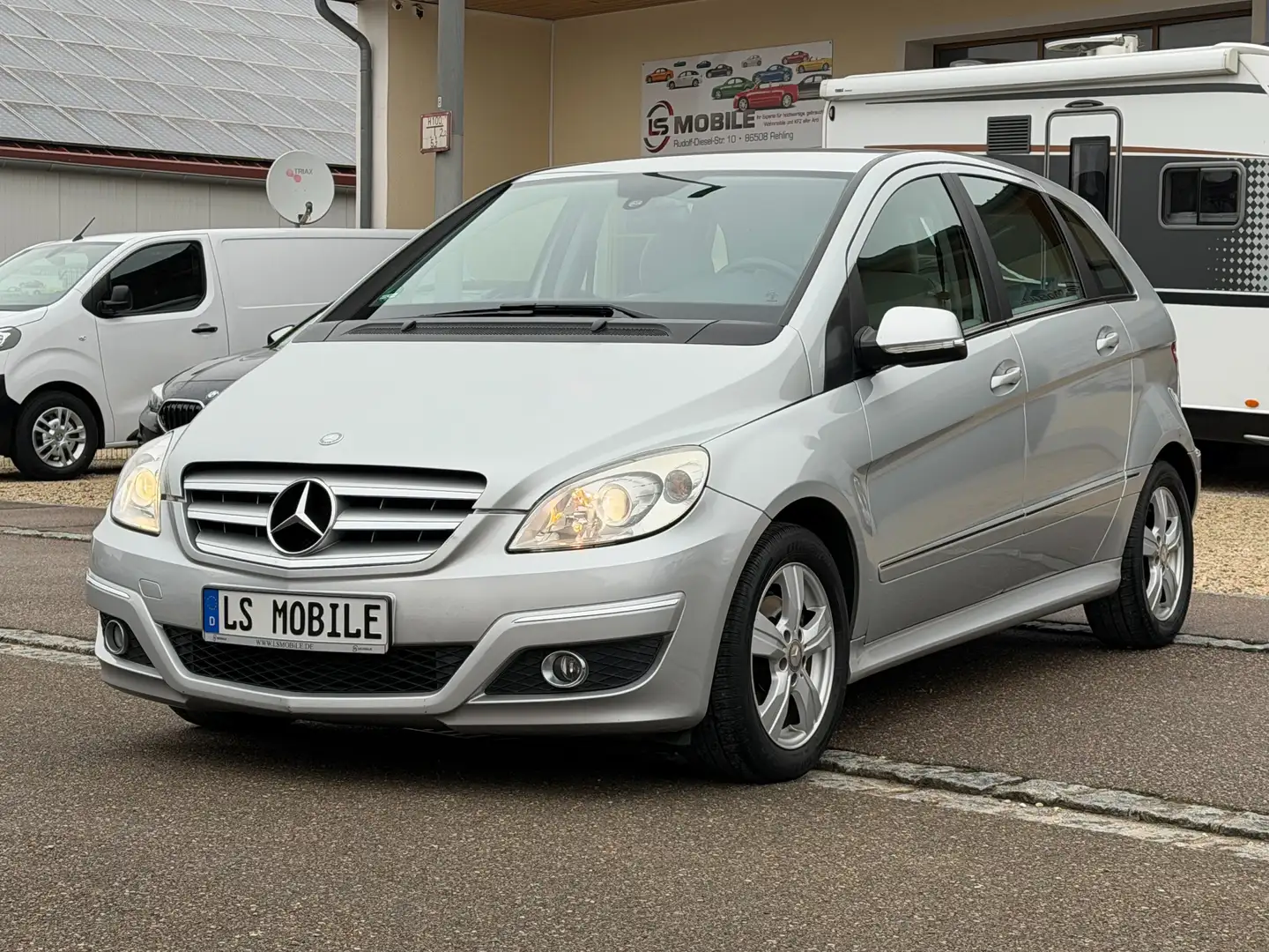 Mercedes-Benz B 200 B 200 CDI Anhängerkupplung*Klima* Grau - 1