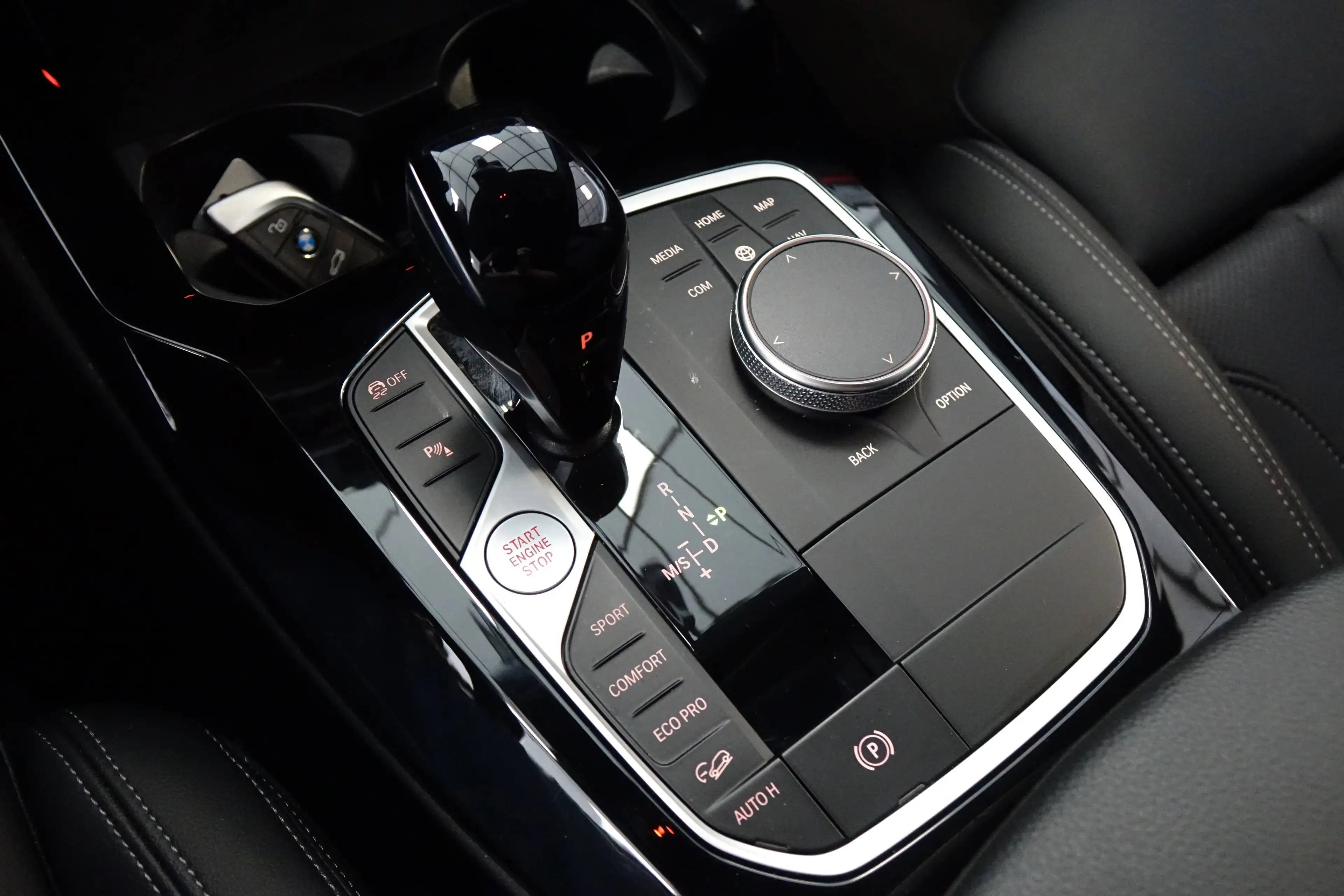 BMW X3 xDrive 20 d M Sport +AHK+RFK+Hifi+Keyless+ — photo 12