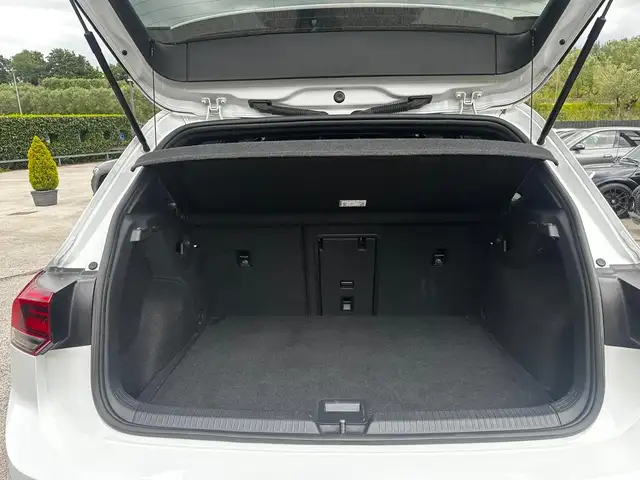 Volkswagen Golf view 7