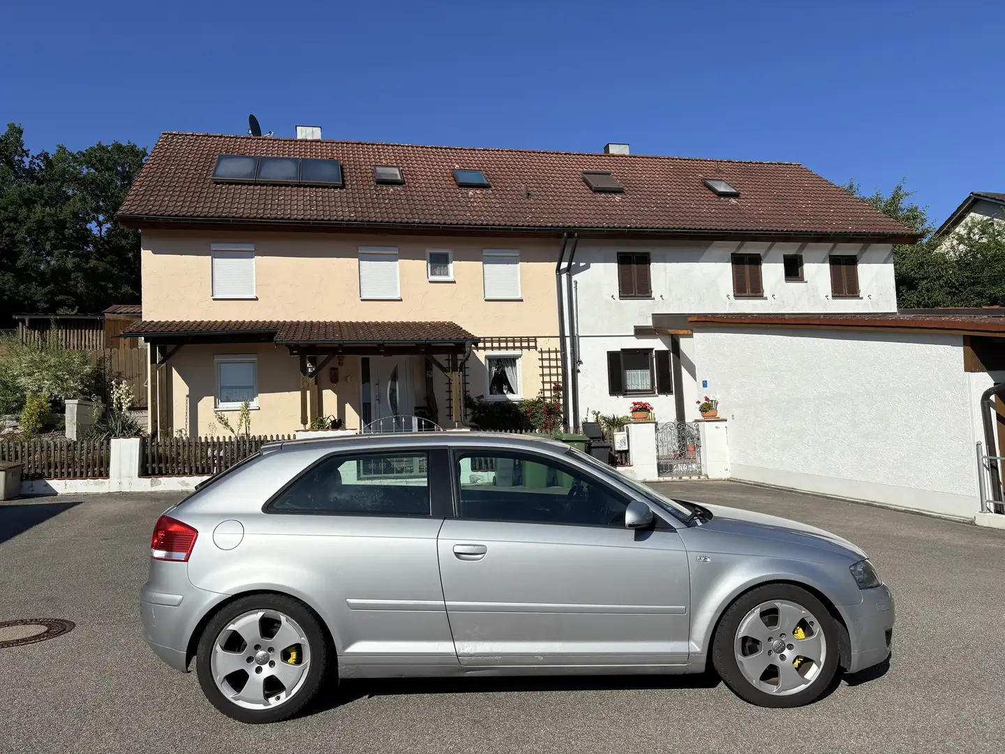 Audi A3 1.6 Ambiente - 1