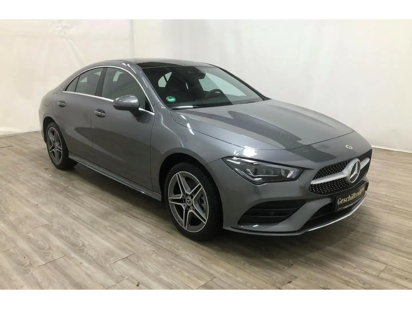 Mercedes-Benz CLA 250 e AMG Pano*AHK*Kamera*MULTIBEAM*Navi*MBUX Grau - 2