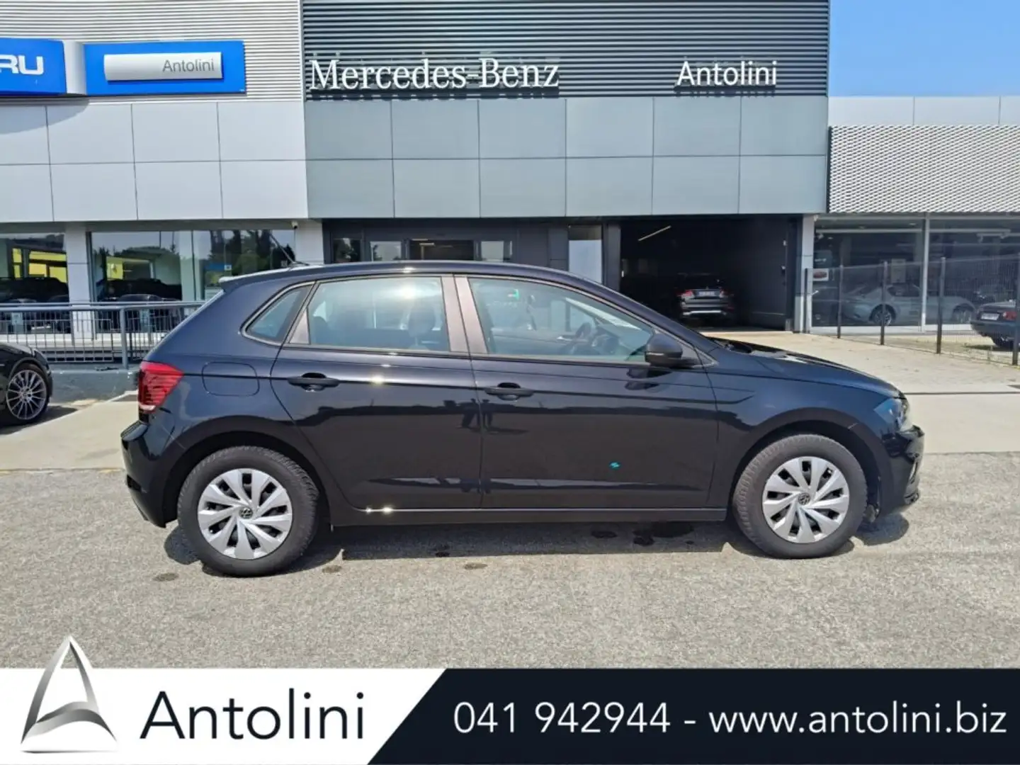 Volkswagen Polo 1.0 EVO 80 CV 5p. Trendline Zwart - 1