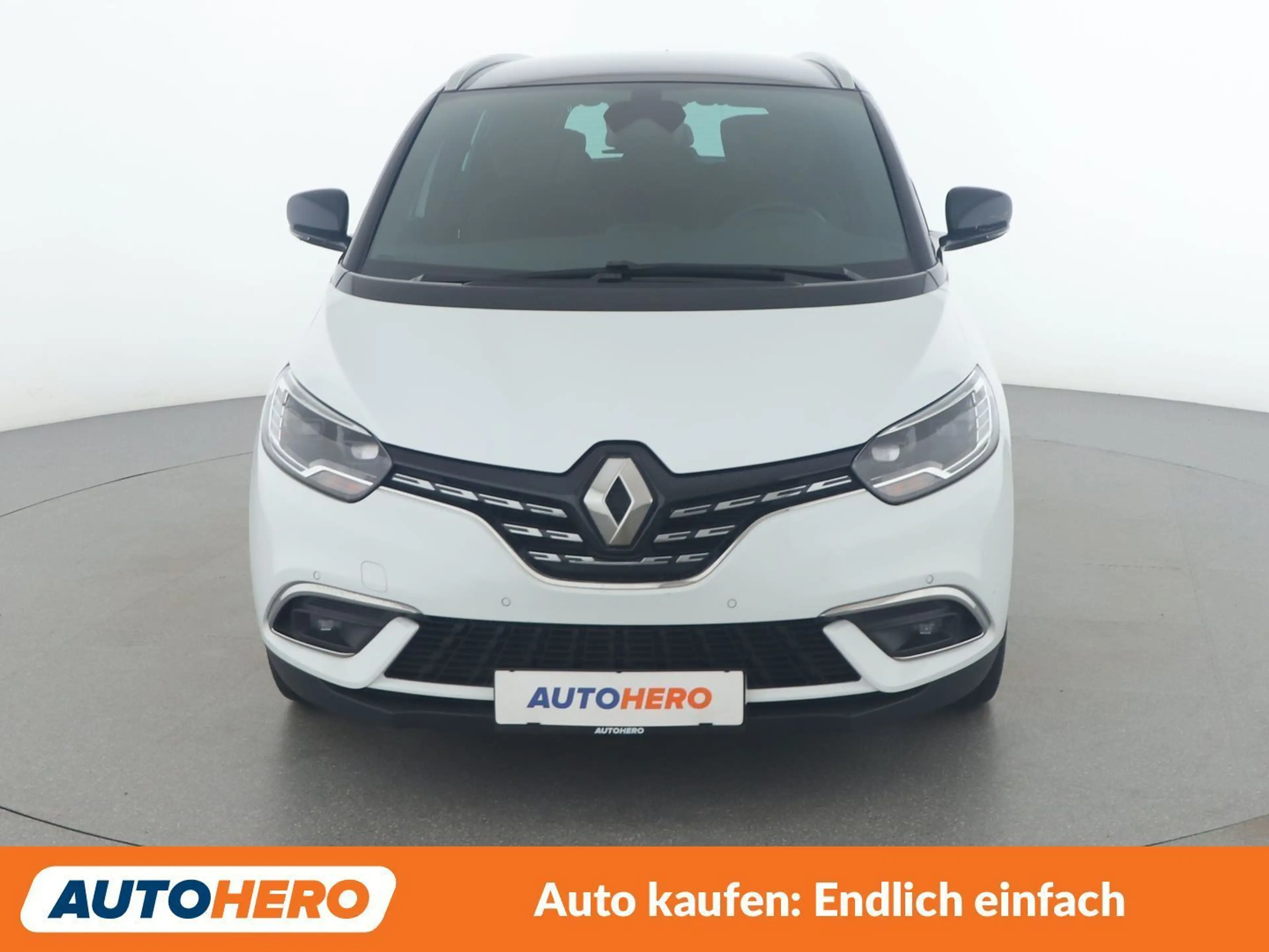 Renault Grand Scenic 1.3 TCe Black Edition — photo 9