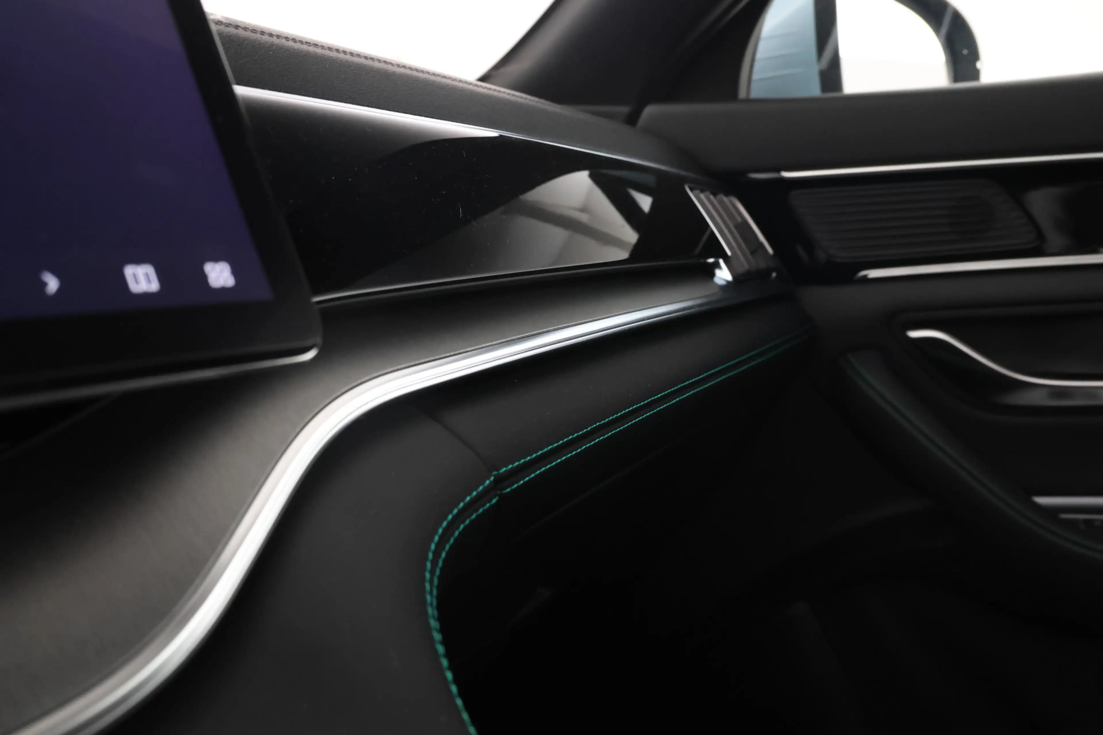 BYD Seal U Comfort 71.8 kWh Apple carplay, fabrieksgarantie, — photo 40