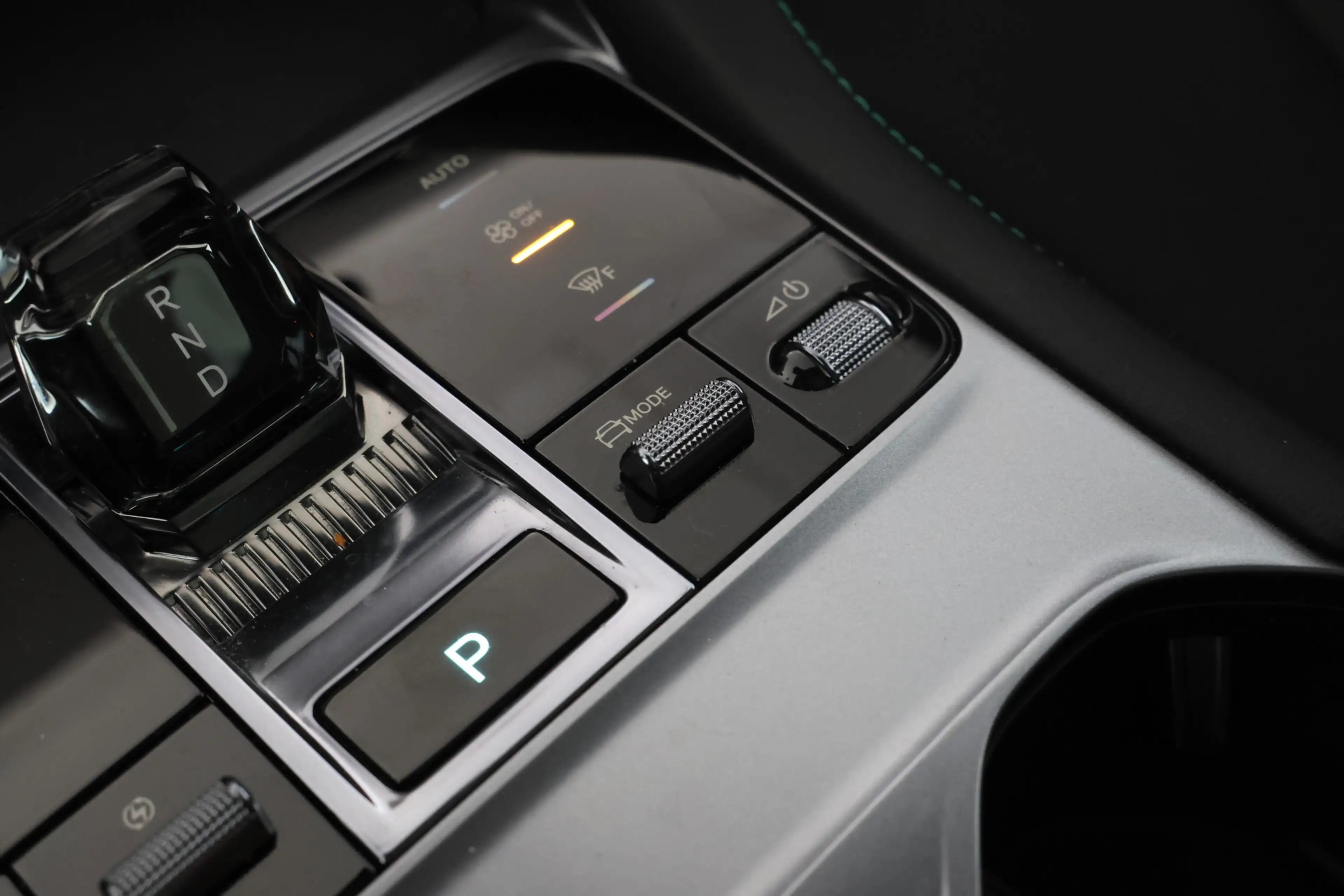 BYD Seal U Comfort 71.8 kWh Apple carplay, fabrieksgarantie, — photo 30
