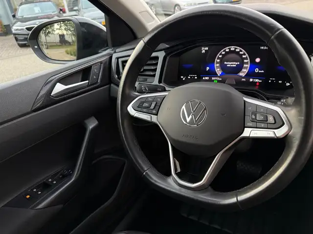 Volkswagen Taigo view 17