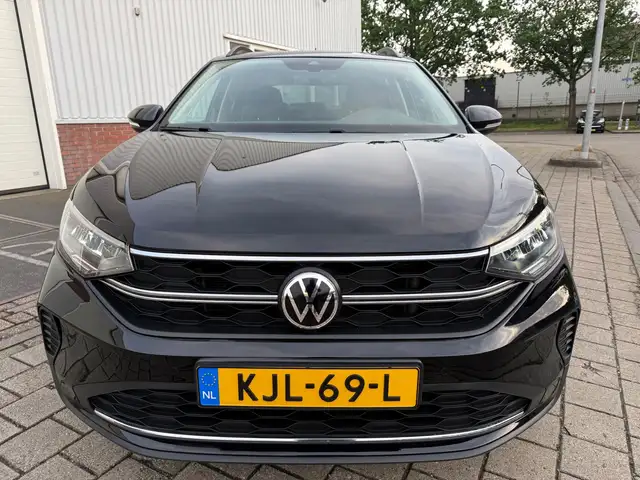 Volkswagen Taigo view 8