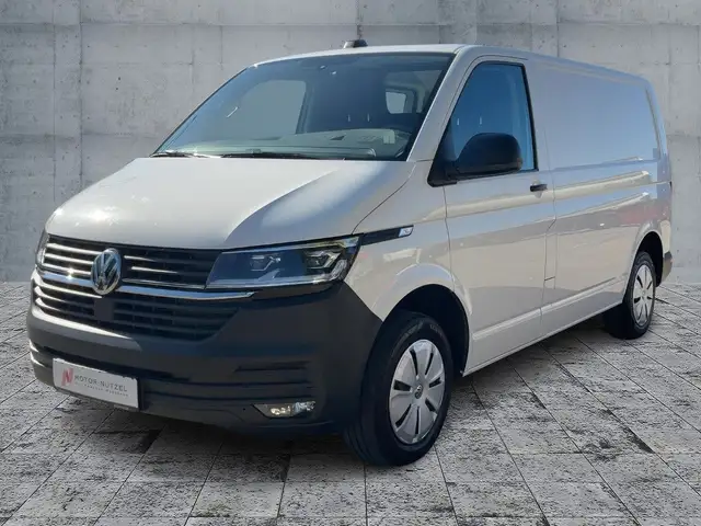 Volkswagen Transporter view 2