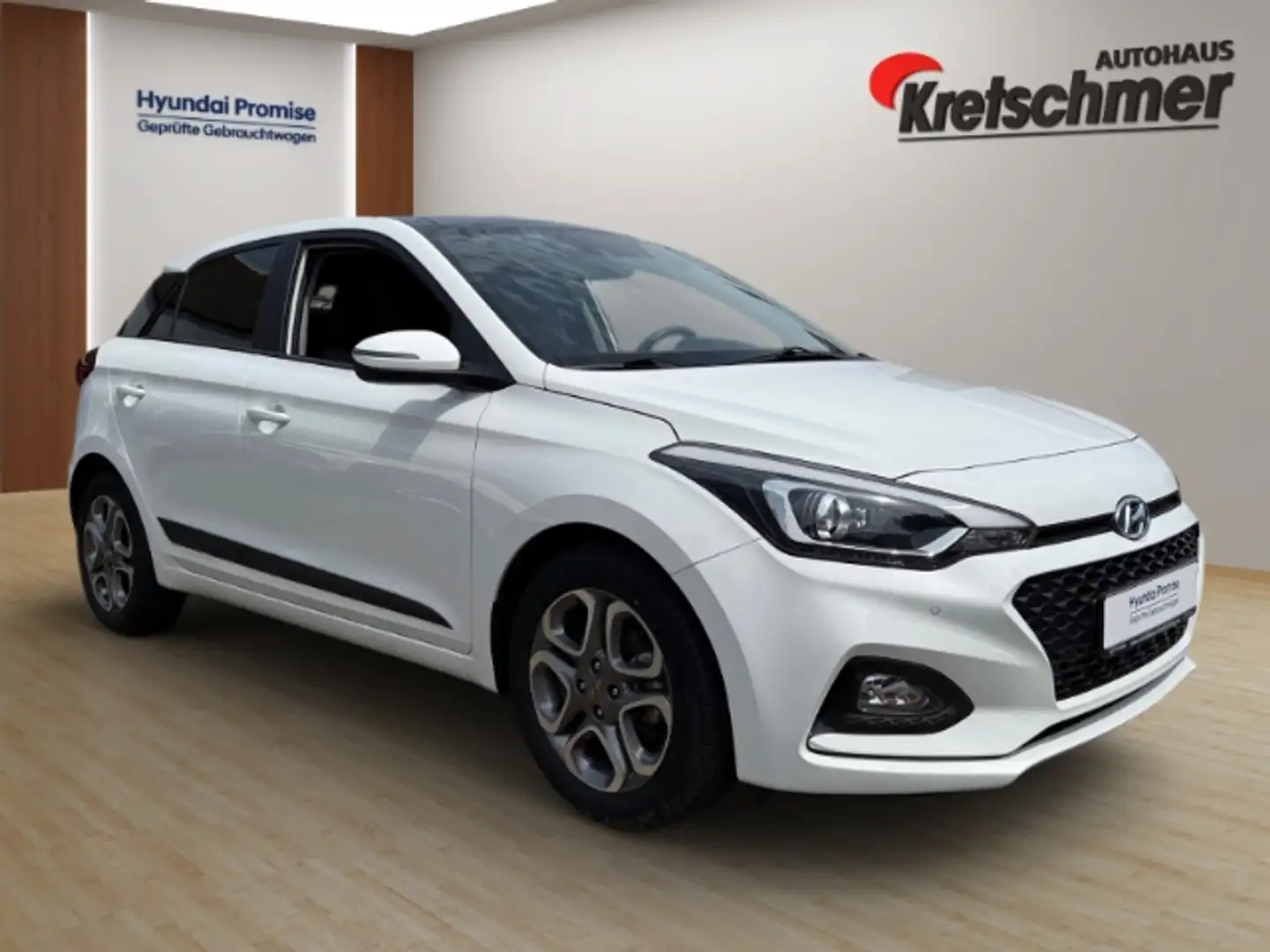 Hyundai i20 Style 1.0 NAVI*SITZHEIZUNG*PANORAMADACH*RÜCKFAHRKA Wit - 2