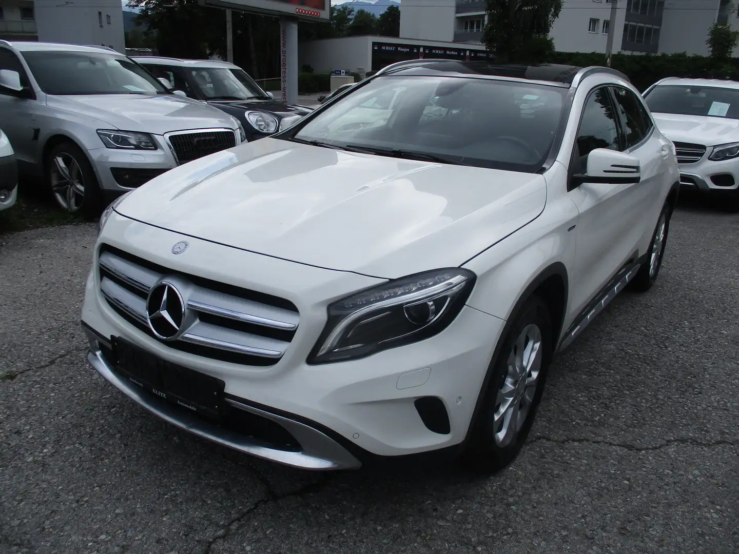 Mercedes-Benz GLA 200 GLA 200 CDI / d 4MATIC panaroma Blanco - 2